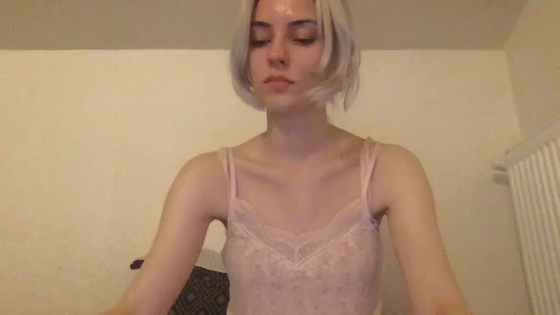 Gallery image thumbnail from LLuckyGirl's myfreecams stream on, 06/28/2024, 01:14 image 1 of 20