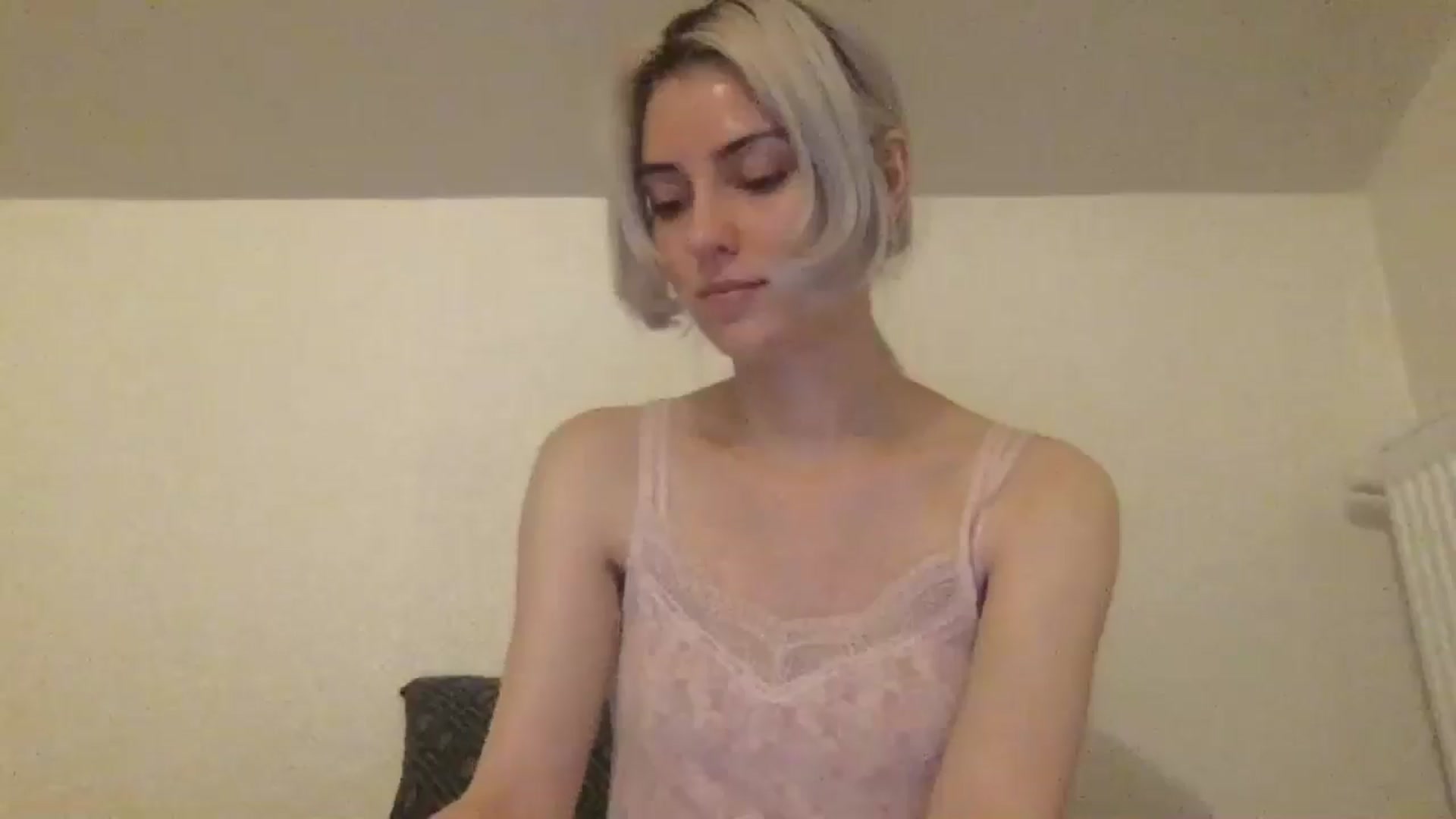 Gallery image thumbnail from LLuckyGirl's myfreecams stream on, 06/29/2024, 23:46 image 8 of 20