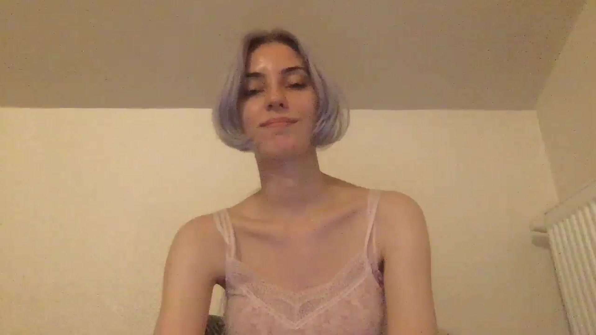 Gallery image thumbnail from LLuckyGirl's myfreecams stream on, 06/30/2024, 23:17 image 9 of 20
