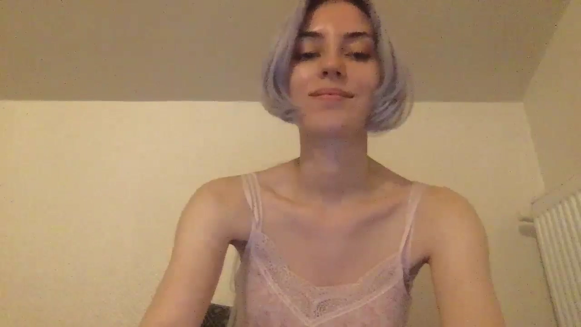 Gallery image thumbnail from LLuckyGirl's myfreecams stream on, 06/30/2024, 23:17 image 15 of 20
