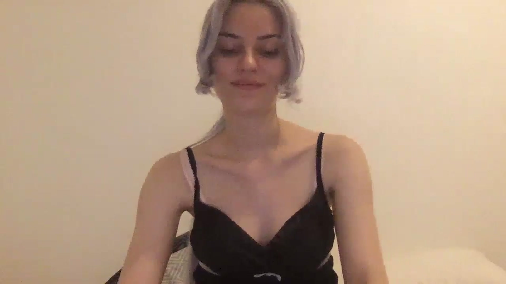 Gallery image thumbnail from LLuckyGirl's myfreecams stream on, 07/13/2024, 01:08 image 13 of 20