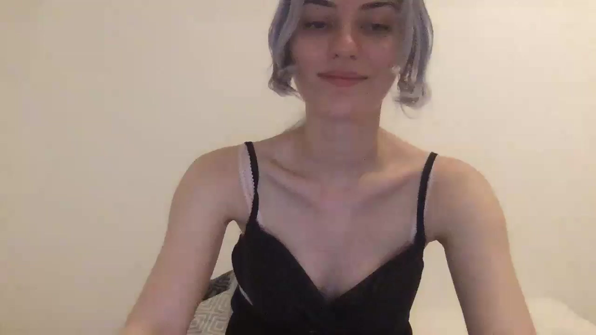 Gallery image thumbnail from LLuckyGirl's myfreecams stream on, 07/13/2024, 01:08 image 1 of 20