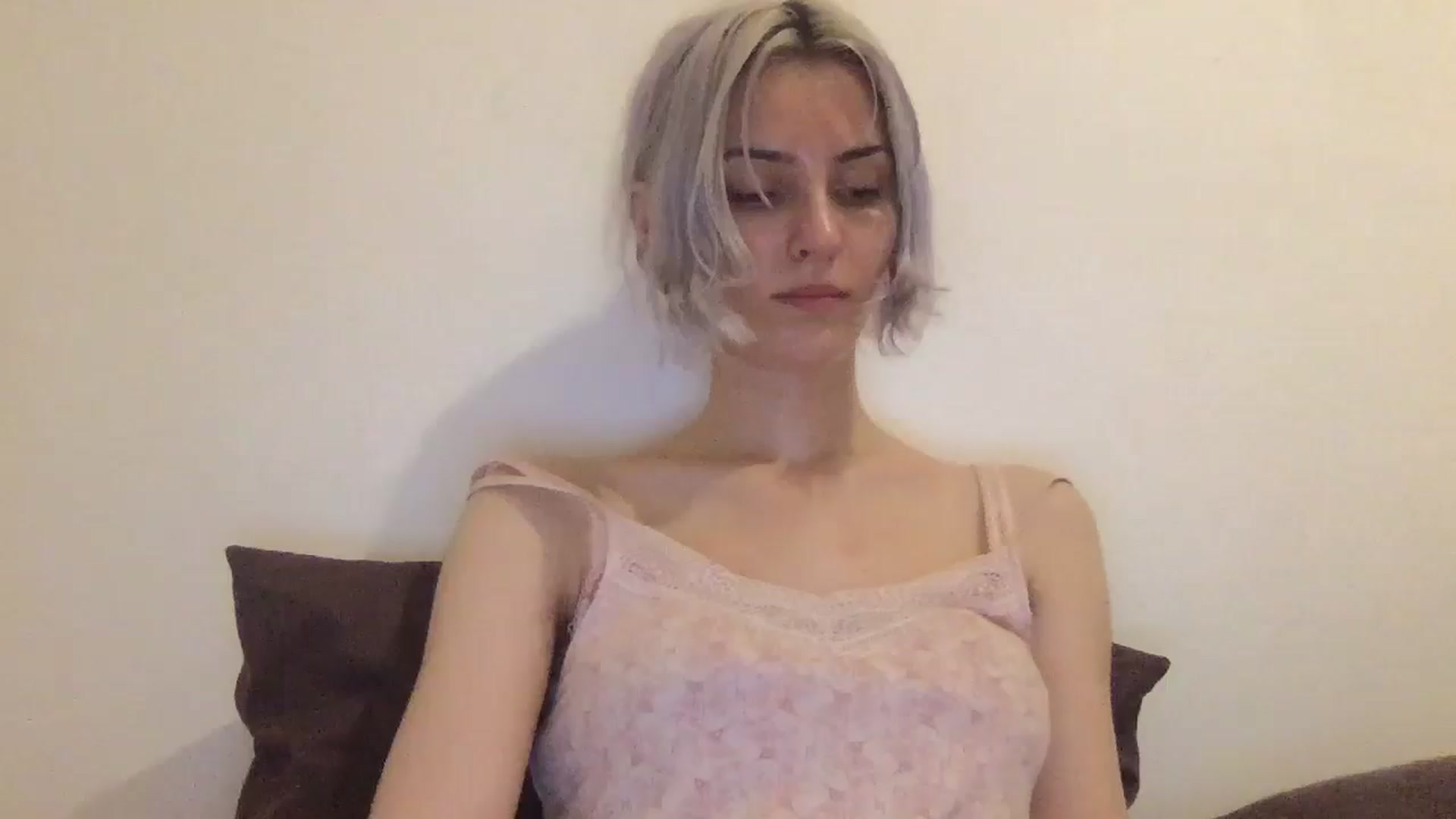 Gallery image thumbnail from LLuckyGirl's myfreecams stream on, 07/31/2024, 24:41 image 15 of 20