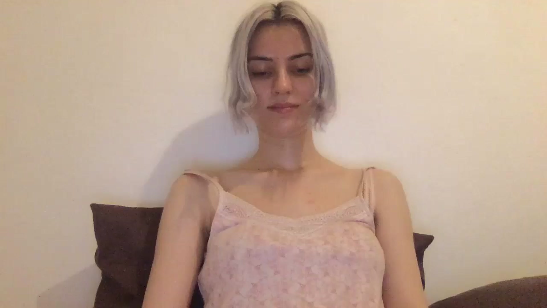 Gallery image thumbnail from LLuckyGirl's myfreecams stream on, 07/31/2024, 24:41 image 1 of 20