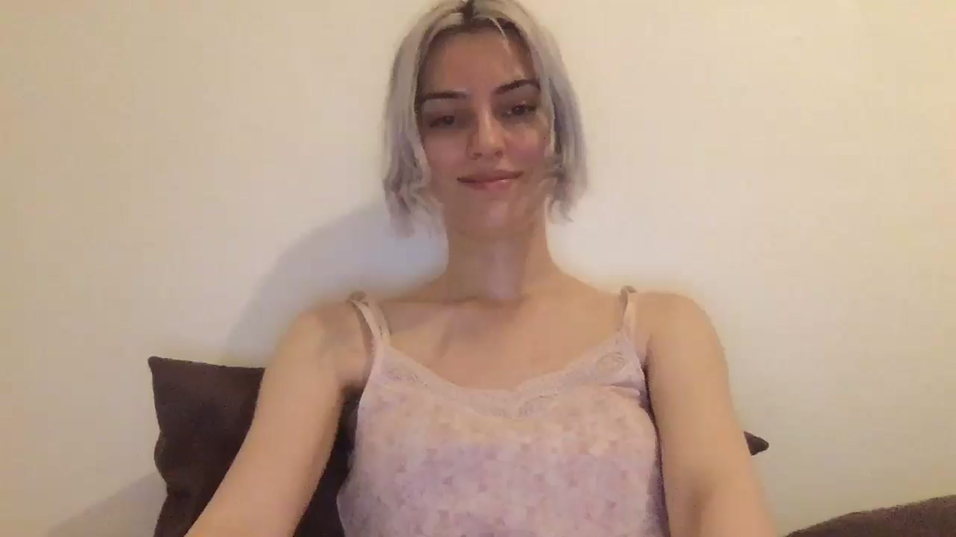 Gallery image thumbnail from LLuckyGirl's myfreecams stream on, 07/31/2024, 24:41 image 18 of 20