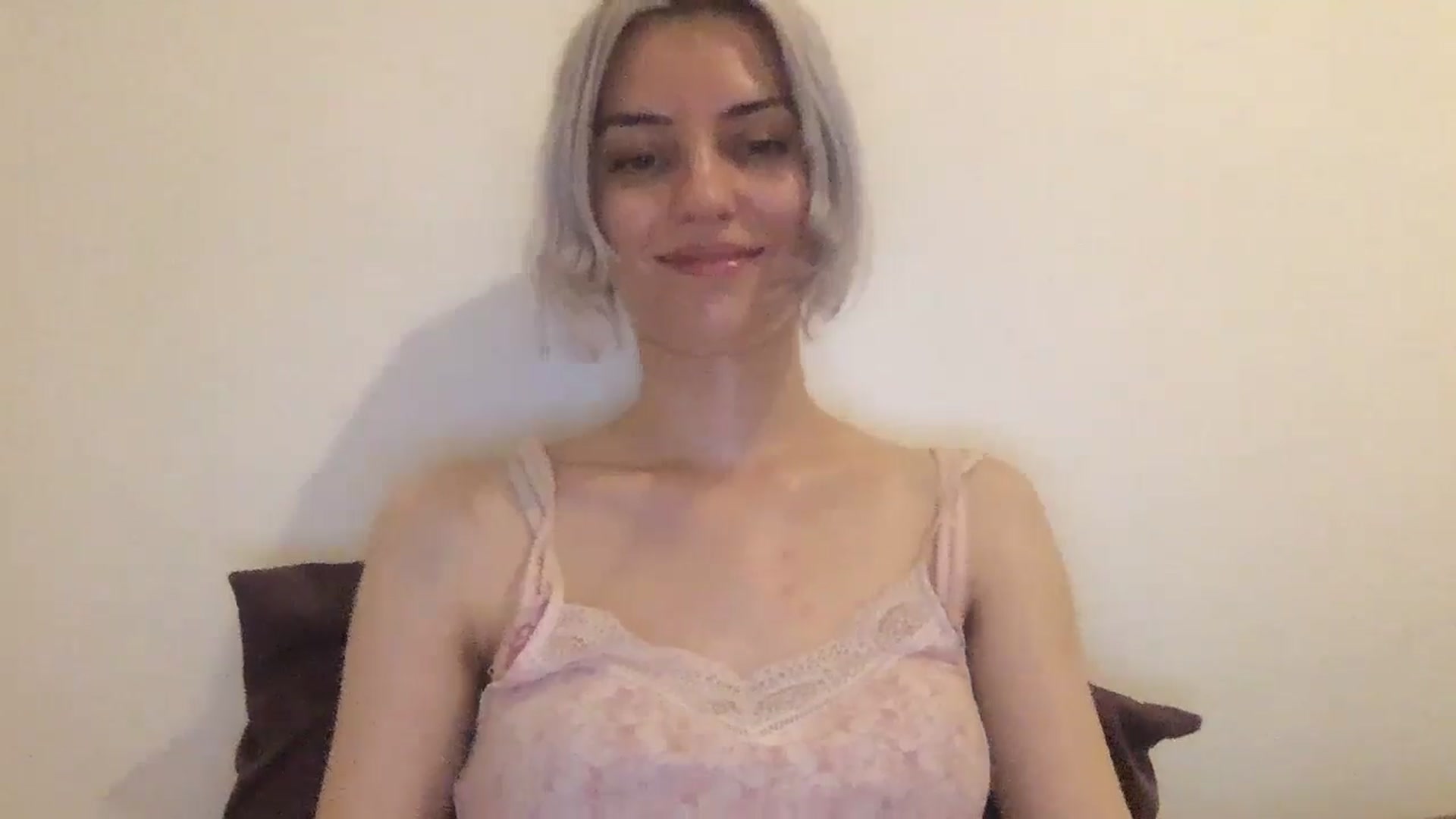 Gallery image thumbnail from LLuckyGirl's myfreecams stream on, 07/31/2024, 01:31 image 17 of 20