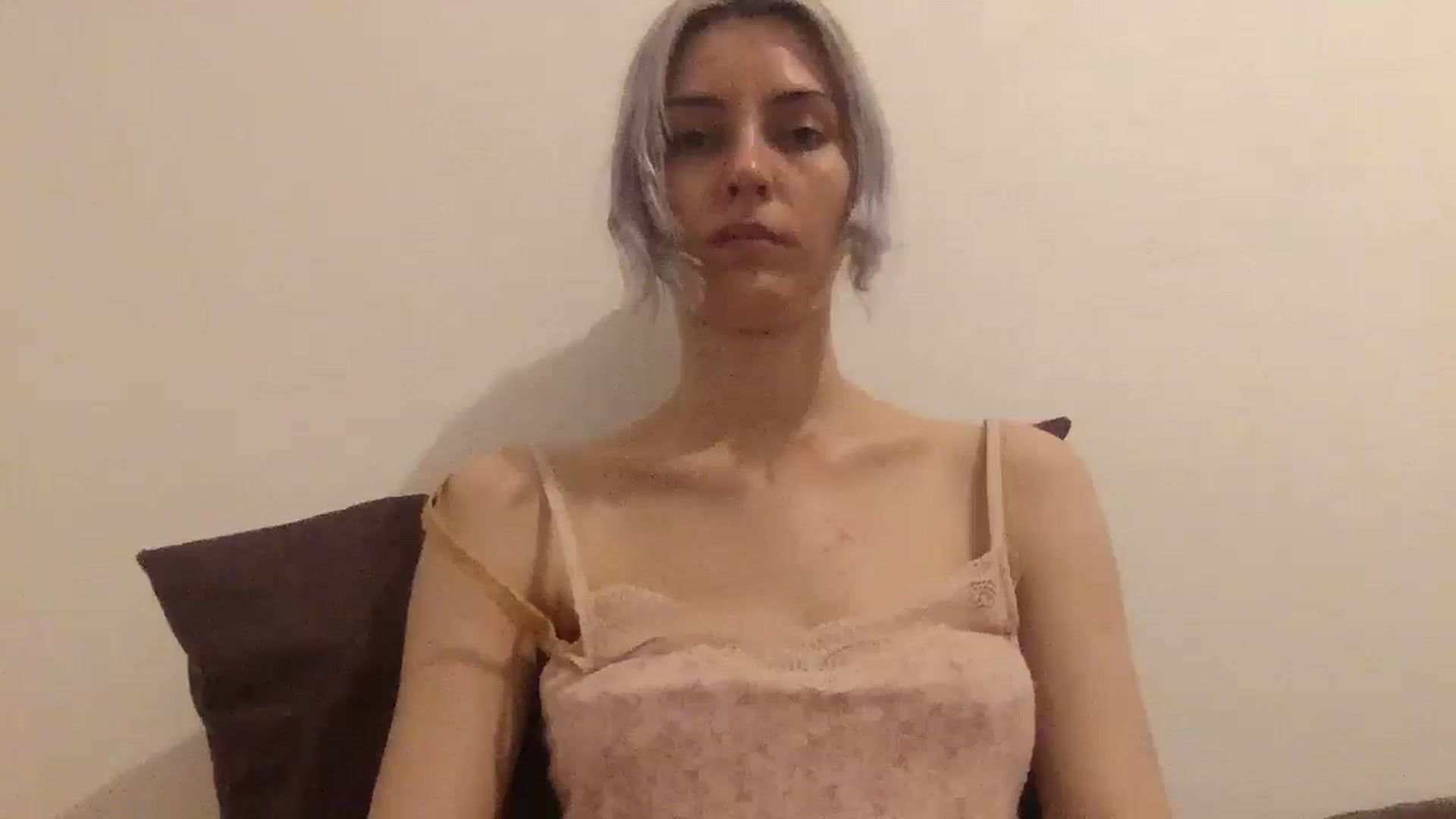 Gallery image thumbnail from LLuckyGirl's myfreecams stream on, 08/01/2024, 24:32 image 5 of 20