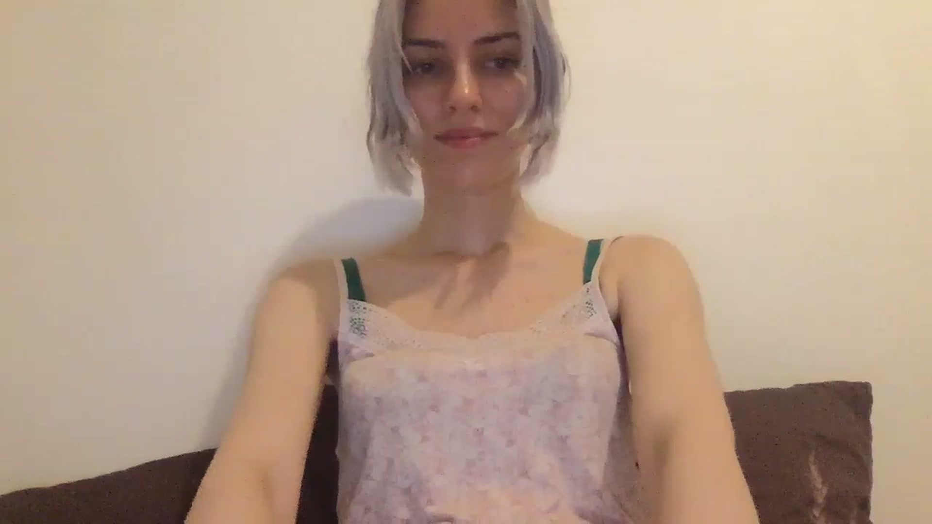 Gallery image thumbnail from LLuckyGirl's myfreecams stream on, 08/04/2024, 22:57 image 4 of 20