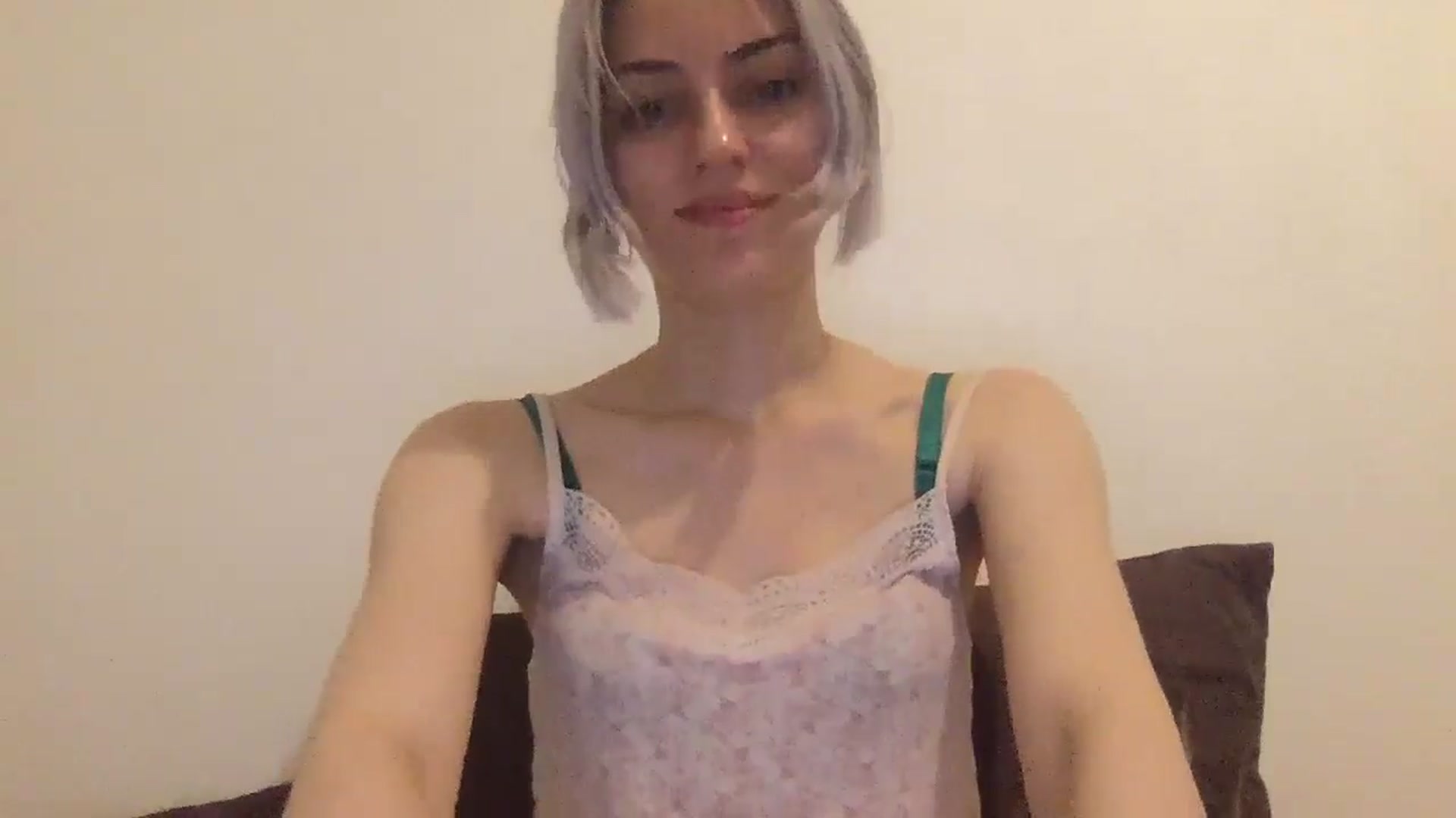 Gallery image thumbnail from LLuckyGirl's myfreecams stream on, 08/04/2024, 22:57 image 12 of 20