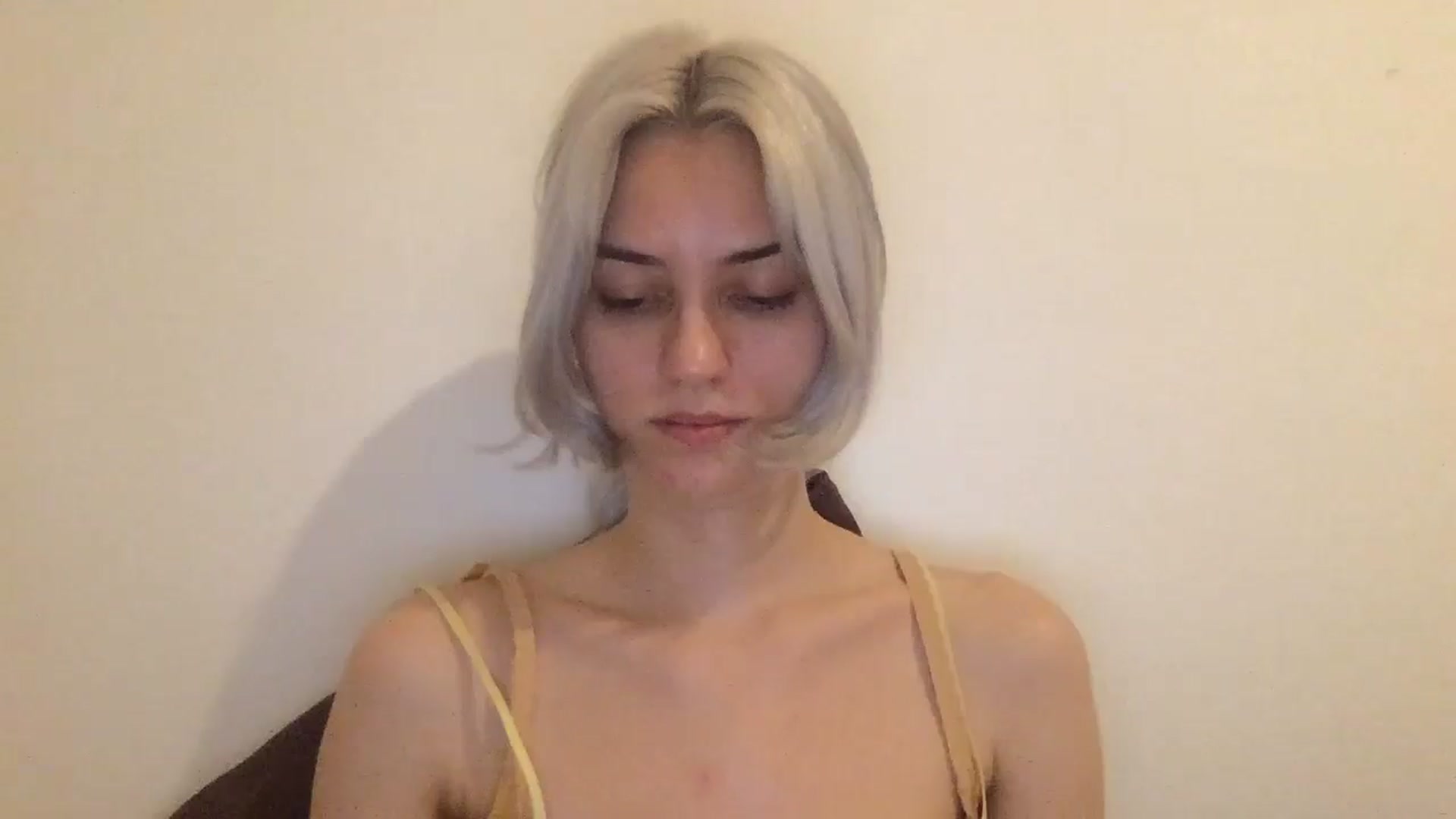 Gallery image thumbnail from LLuckyGirl's myfreecams stream on, 08/20/2024, 23:20 image 3 of 20