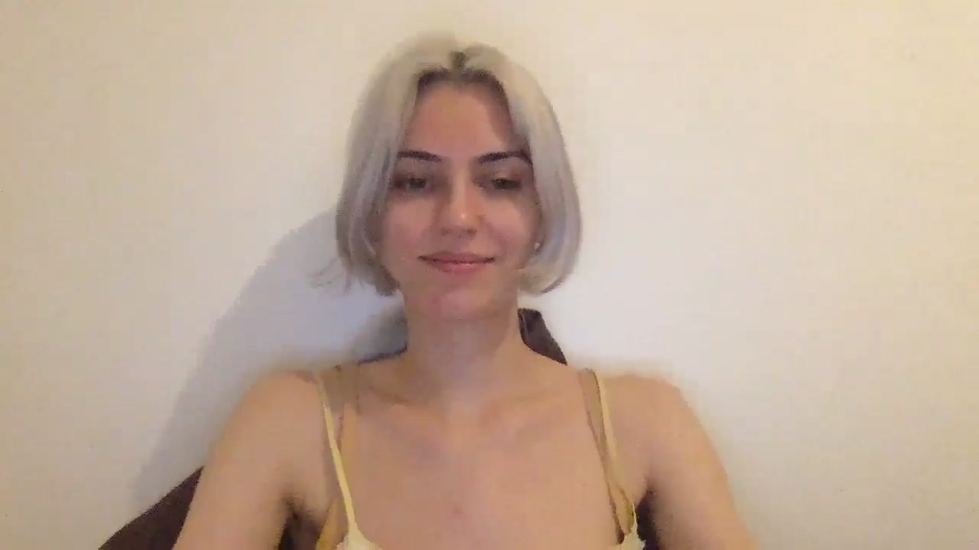 Gallery image thumbnail from LLuckyGirl's myfreecams stream on, 08/20/2024, 23:20 image 14 of 20