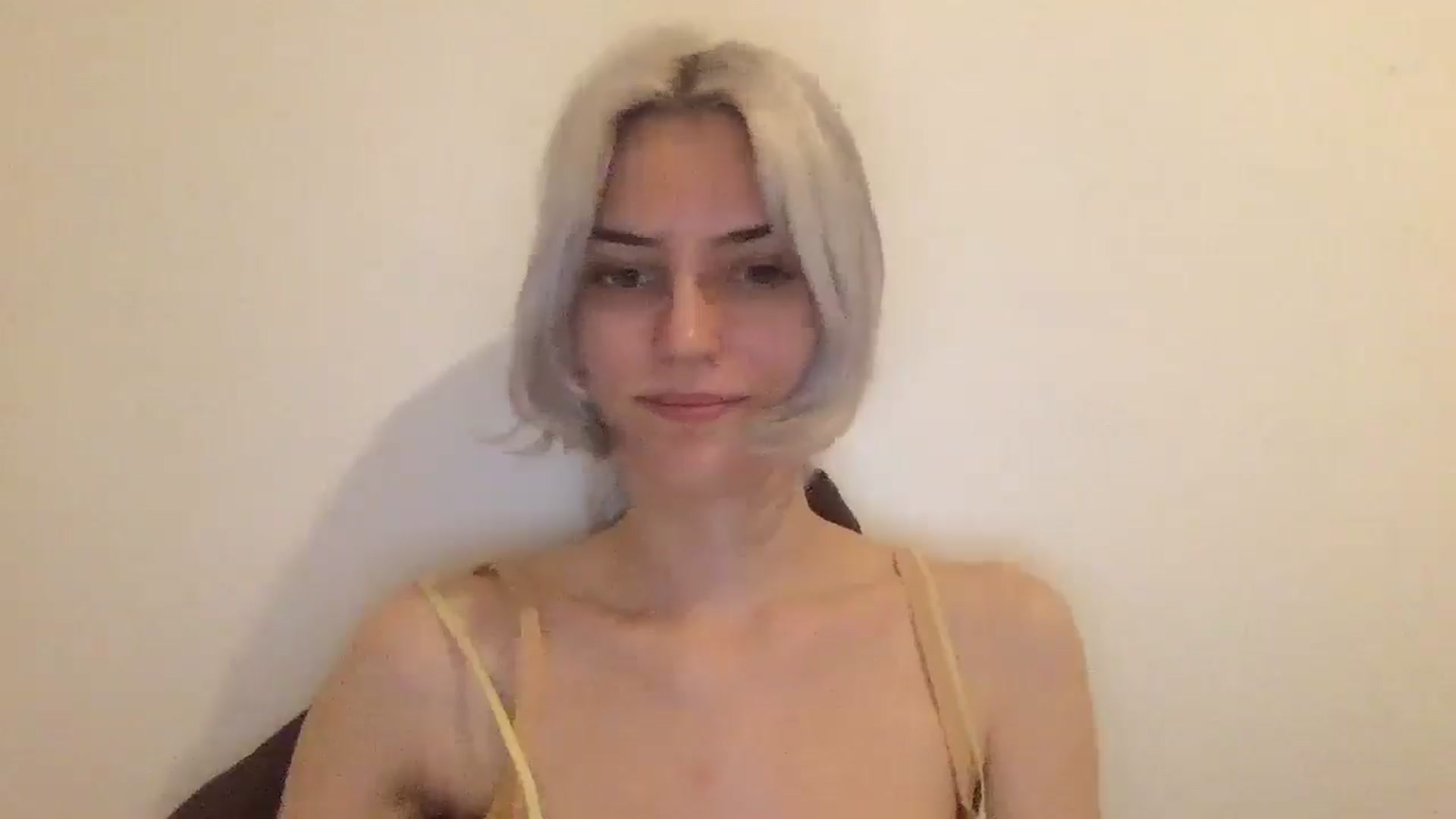 Gallery image thumbnail from LLuckyGirl's myfreecams stream on, 08/20/2024, 23:20 image 4 of 20
