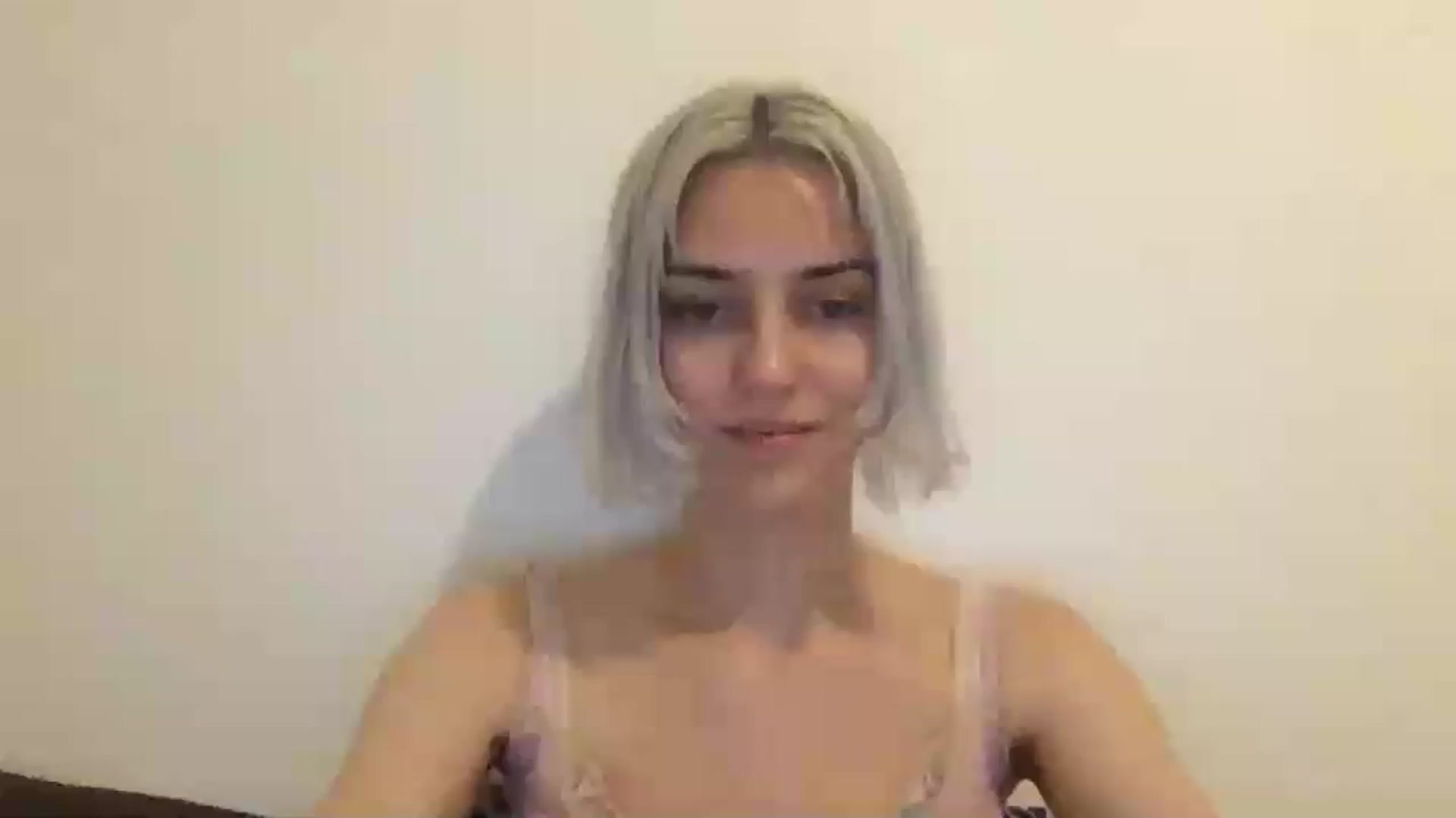 Gallery image thumbnail from LLuckyGirl's myfreecams stream on, 08/24/2024, 23:39 image 17 of 20