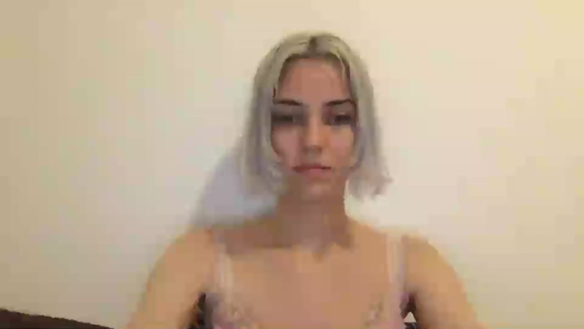 Gallery image thumbnail from LLuckyGirl's myfreecams stream on, 08/24/2024, 23:39 image 10 of 20