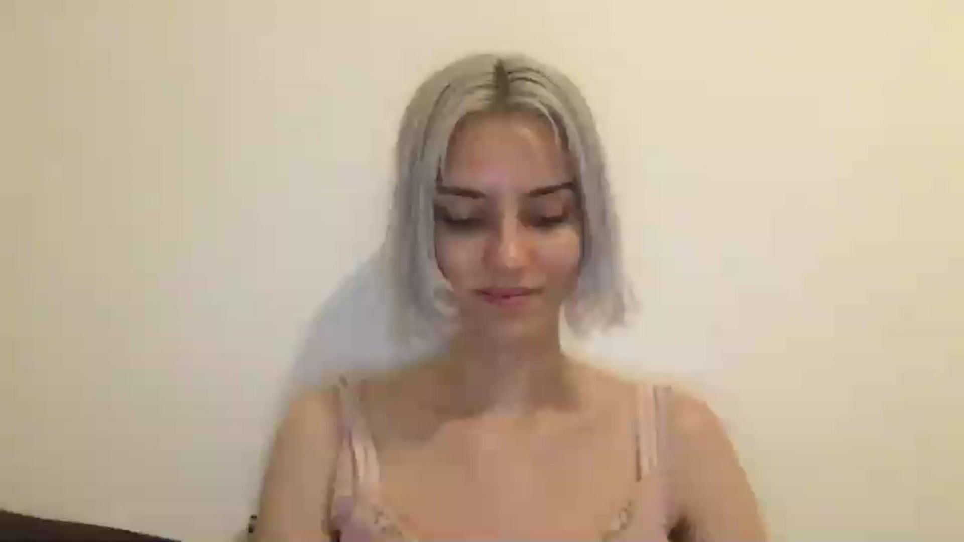 Gallery image thumbnail from LLuckyGirl's myfreecams stream on, 08/24/2024, 23:39 image 6 of 20