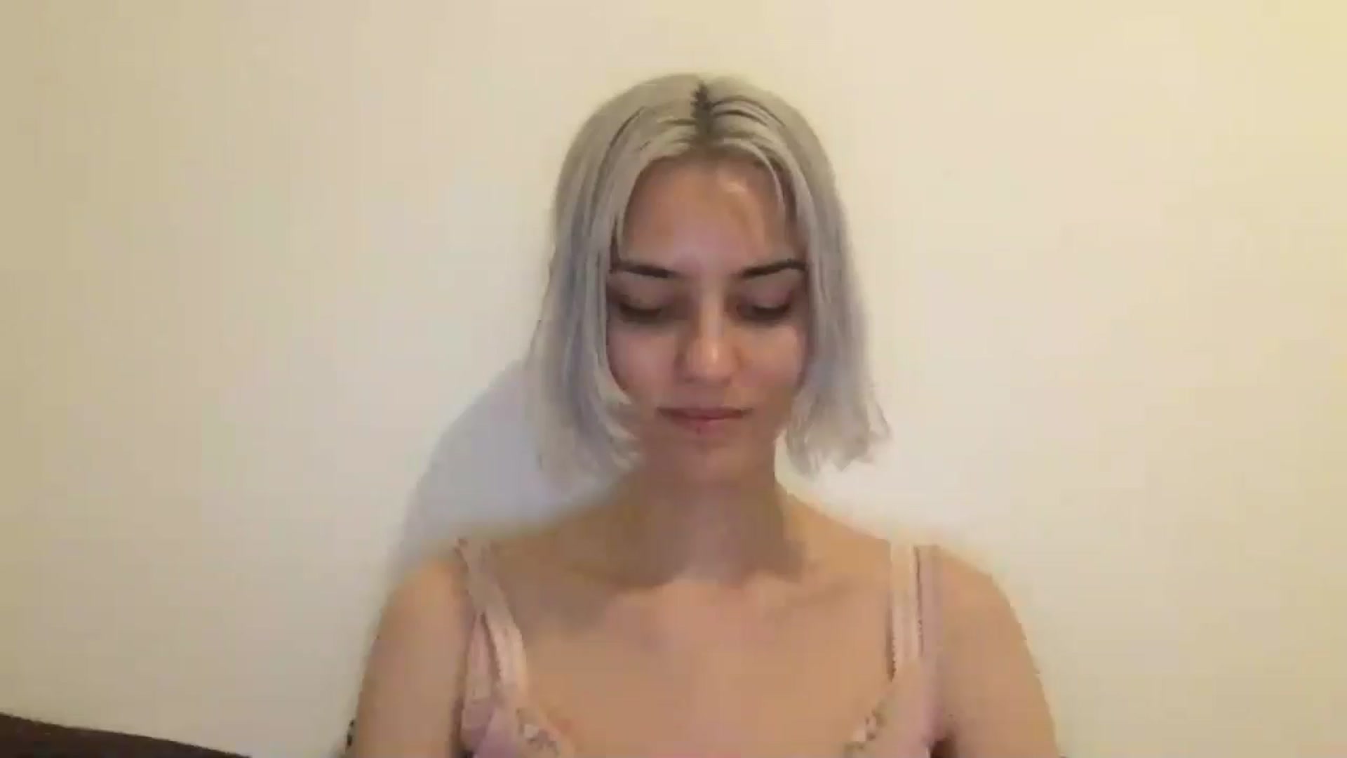 Gallery image thumbnail from LLuckyGirl's myfreecams stream on, 08/24/2024, 23:39 image 2 of 20