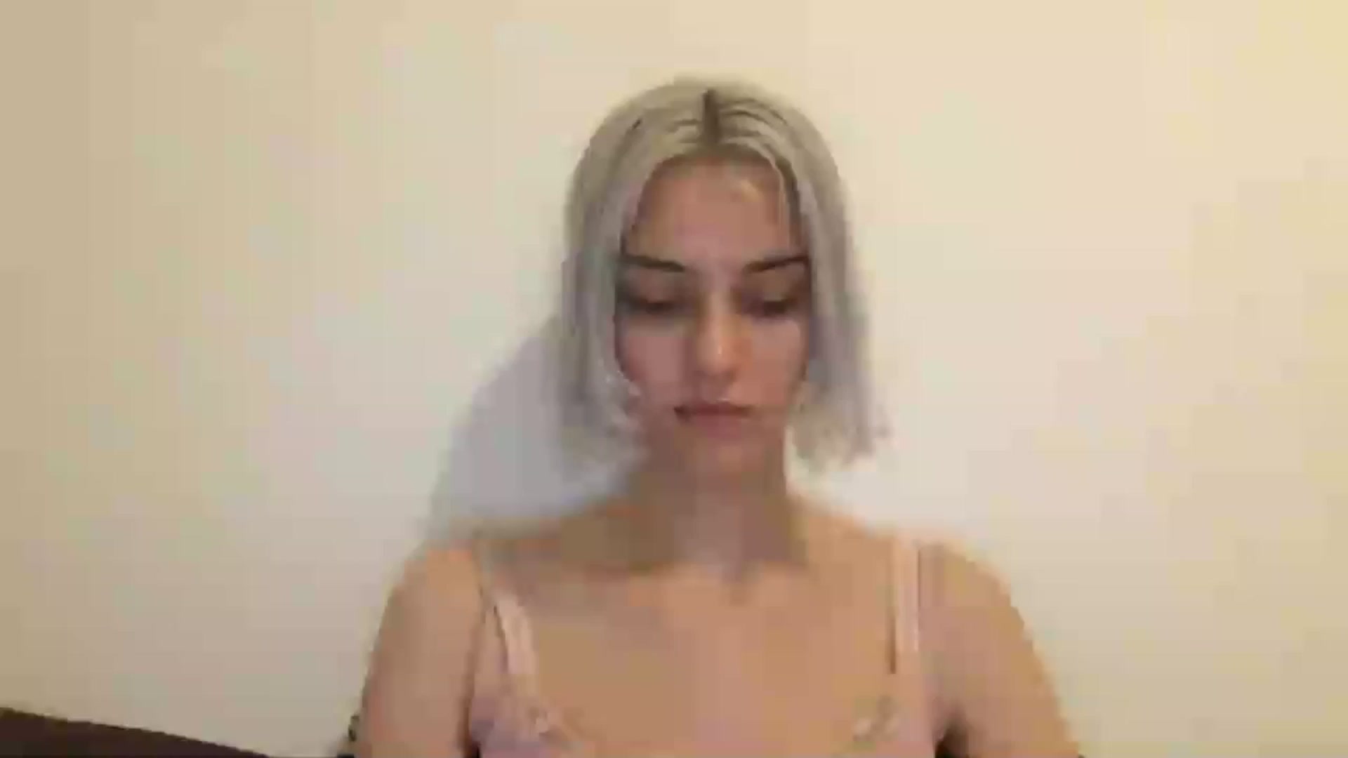 Gallery image thumbnail from LLuckyGirl's myfreecams stream on, 08/24/2024, 23:56 image 2 of 20