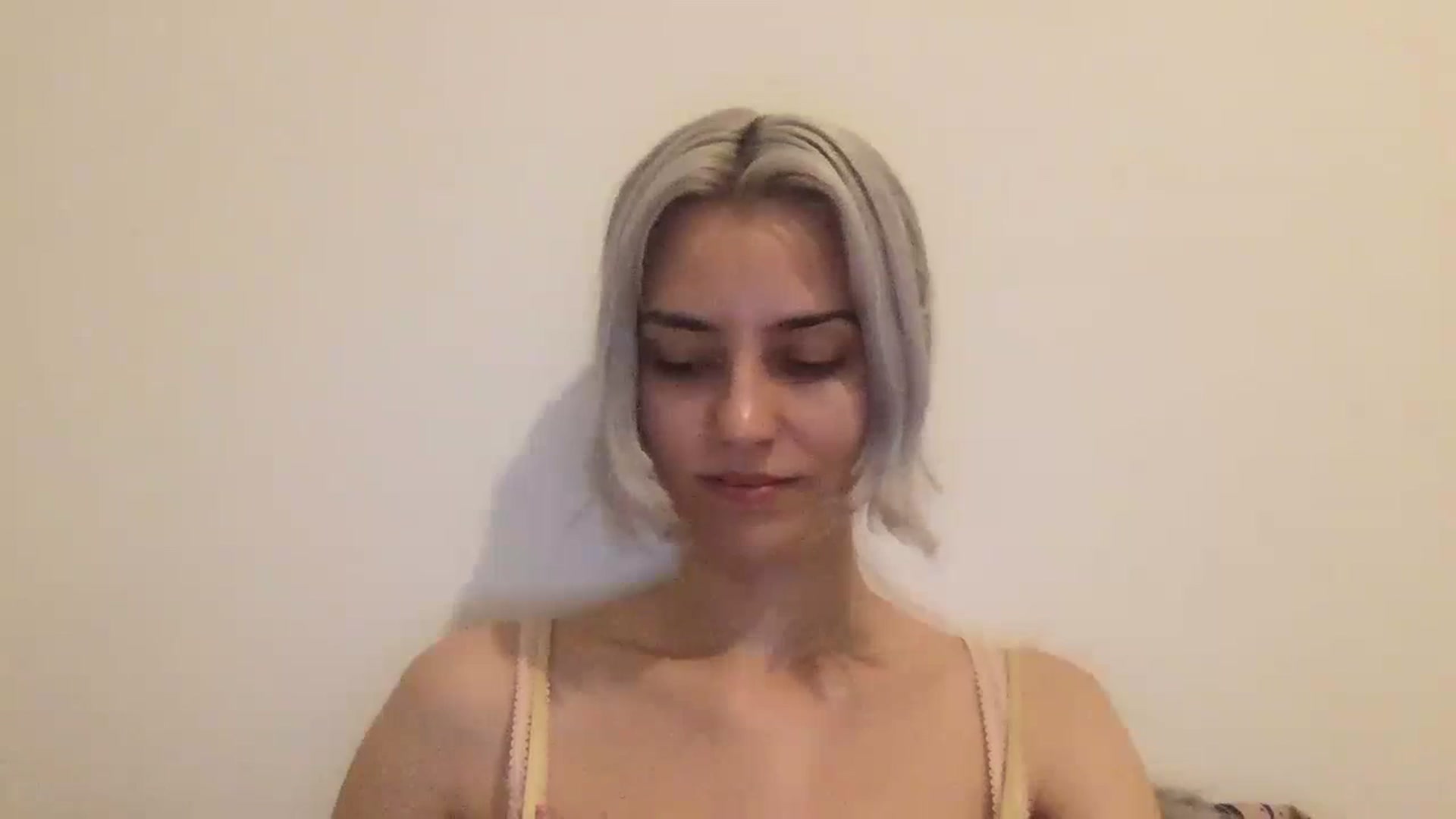 Gallery image thumbnail from LLuckyGirl's myfreecams stream on, 08/25/2024, 23:12 image 11 of 20