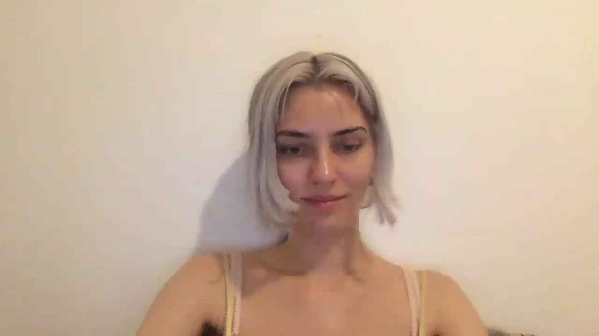 Gallery image thumbnail from LLuckyGirl's myfreecams stream on, 08/25/2024, 23:55 image 10 of 20