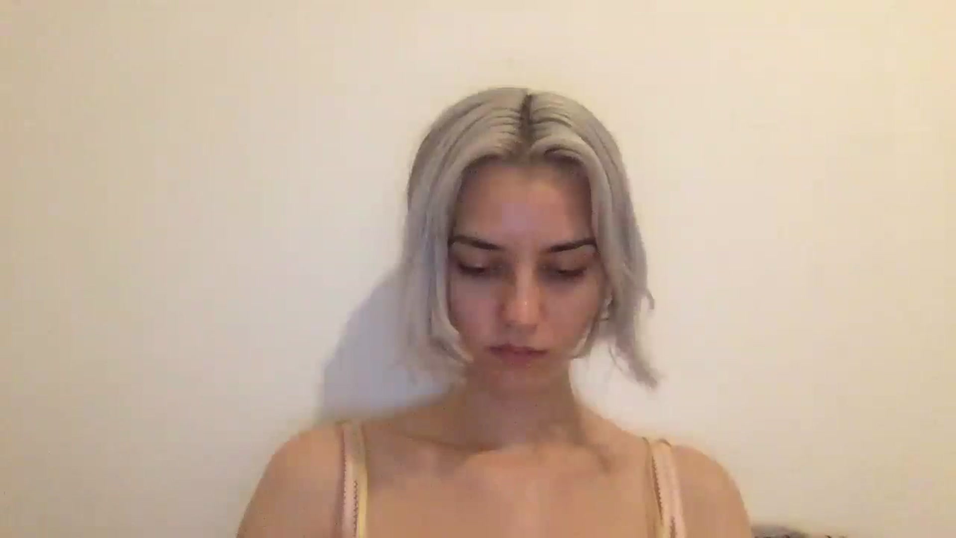 Gallery image thumbnail from LLuckyGirl's myfreecams stream on, 08/25/2024, 23:55 image 19 of 20