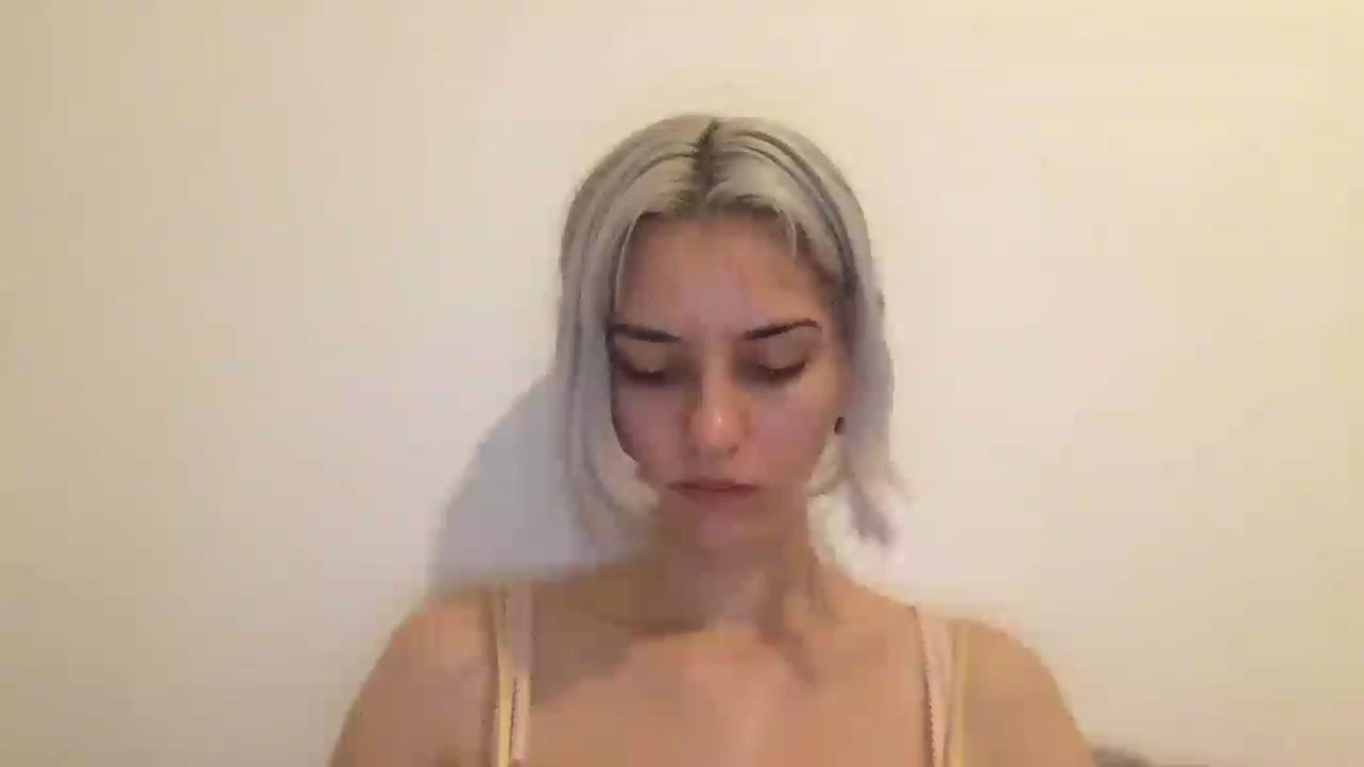 Gallery image thumbnail from LLuckyGirl's myfreecams stream on, 08/25/2024, 23:55 image 9 of 20