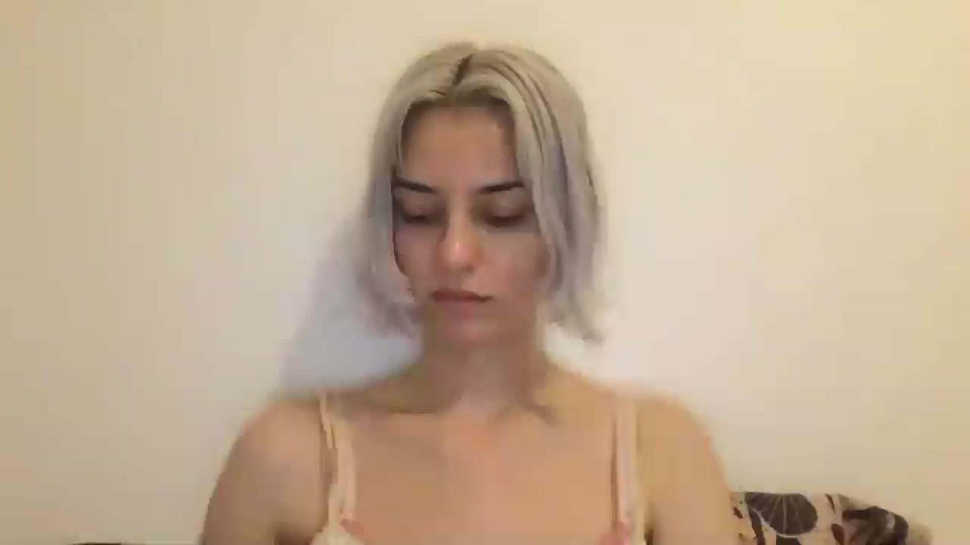 Gallery image thumbnail from LLuckyGirl's myfreecams stream on, 08/26/2024, 24:37 image 19 of 20