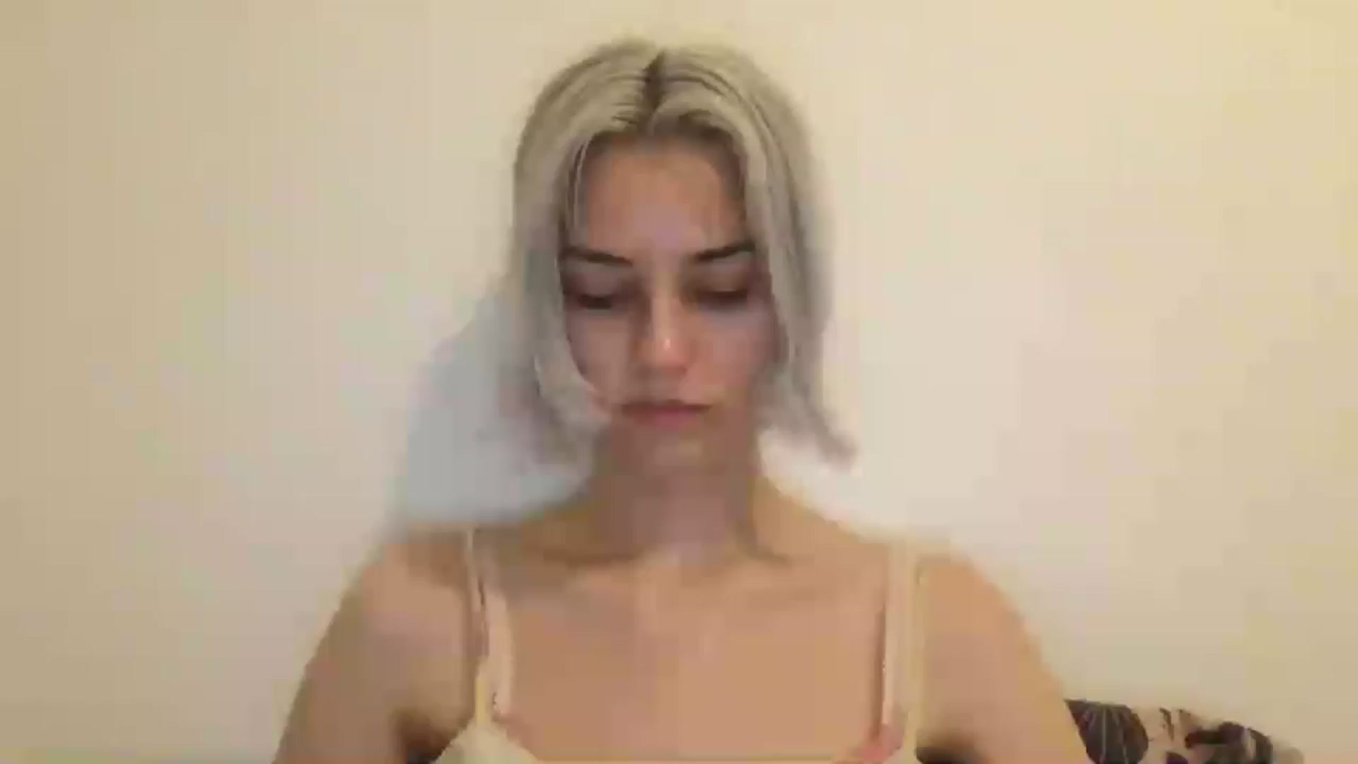 Gallery image thumbnail from LLuckyGirl's myfreecams stream on, 08/26/2024, 24:37 image 11 of 20