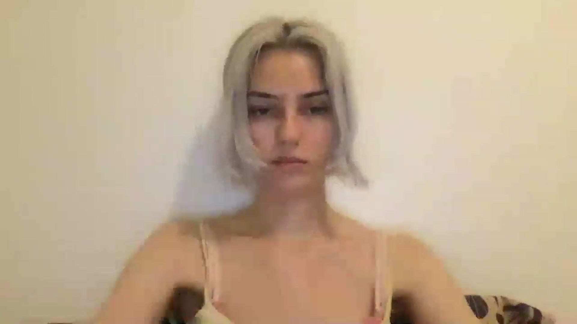Gallery image thumbnail from LLuckyGirl's myfreecams stream on, 08/26/2024, 24:37 image 12 of 20