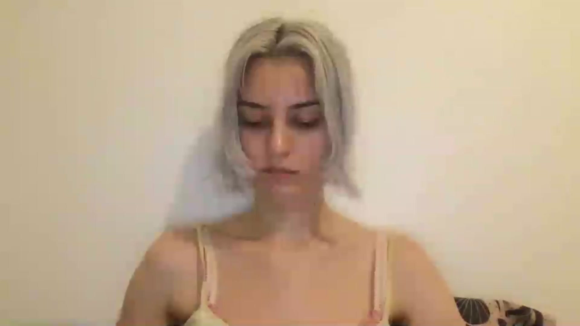 Gallery image thumbnail from LLuckyGirl's myfreecams stream on, 08/26/2024, 24:37 image 6 of 20