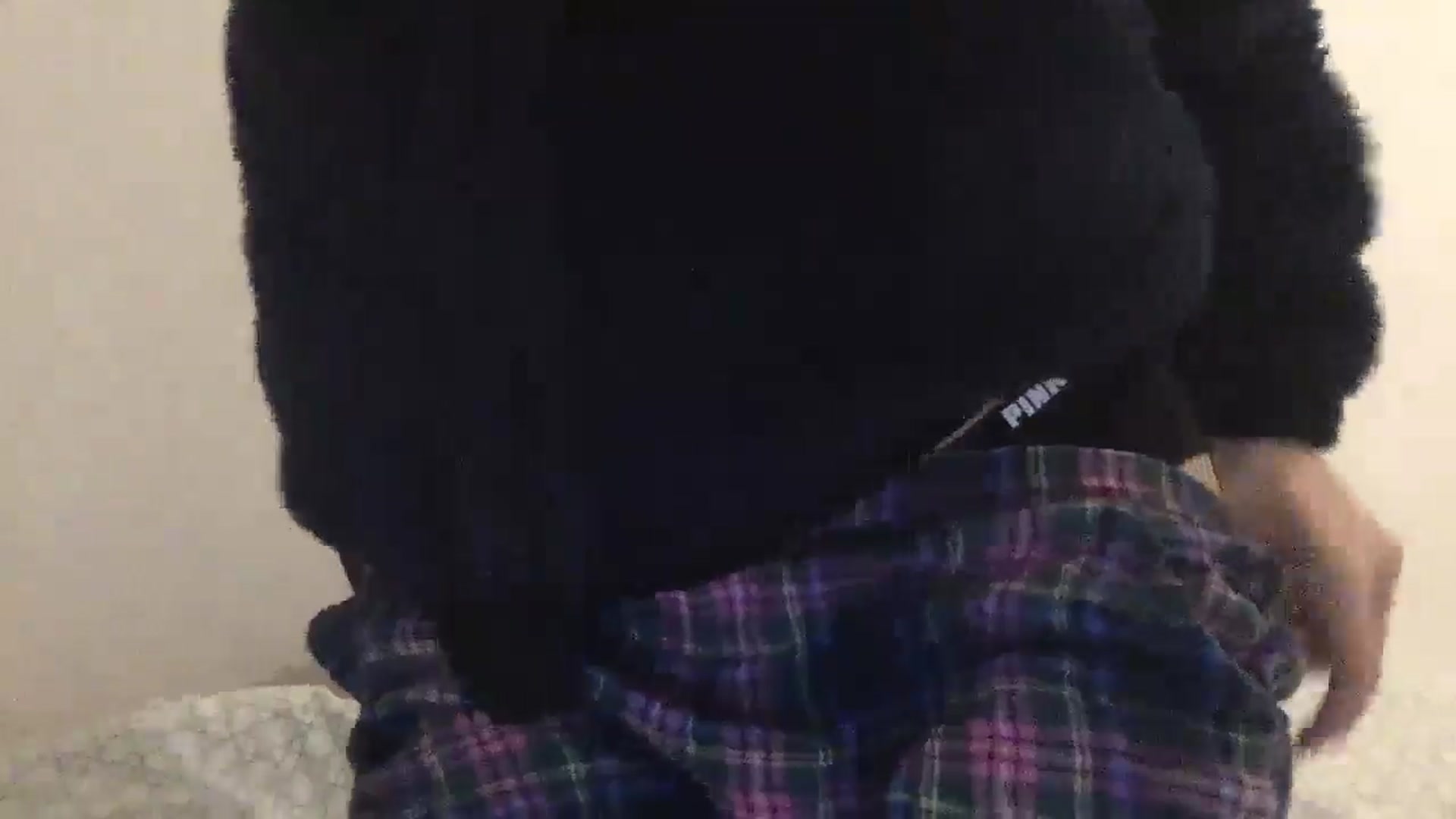 Gallery image thumbnail from LLuckyGirl's myfreecams stream on, 03/15/2025, 24:33 image 5 of 20