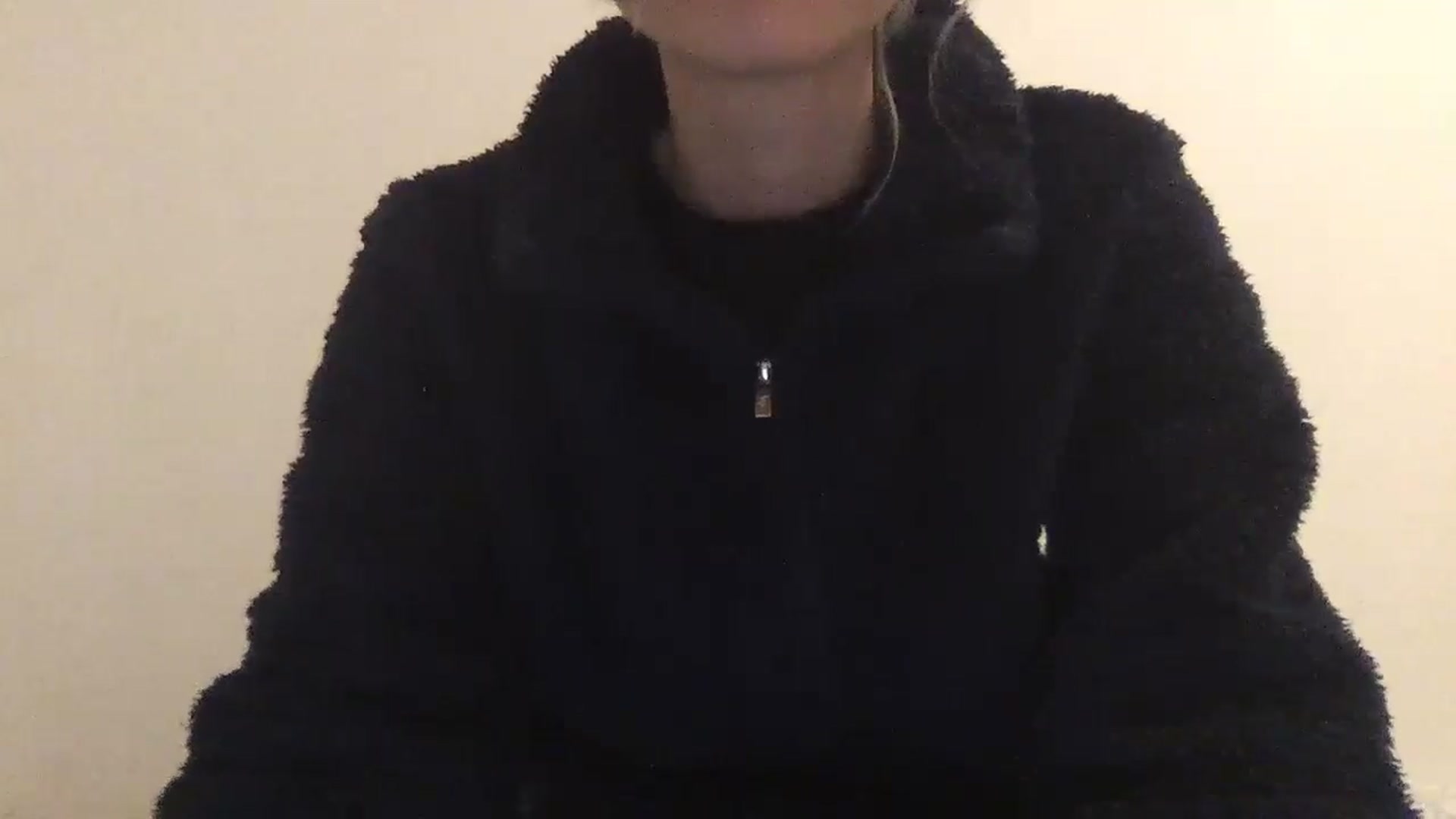 Gallery image thumbnail from LLuckyGirl's myfreecams stream on, 03/15/2025, 24:33 image 19 of 20