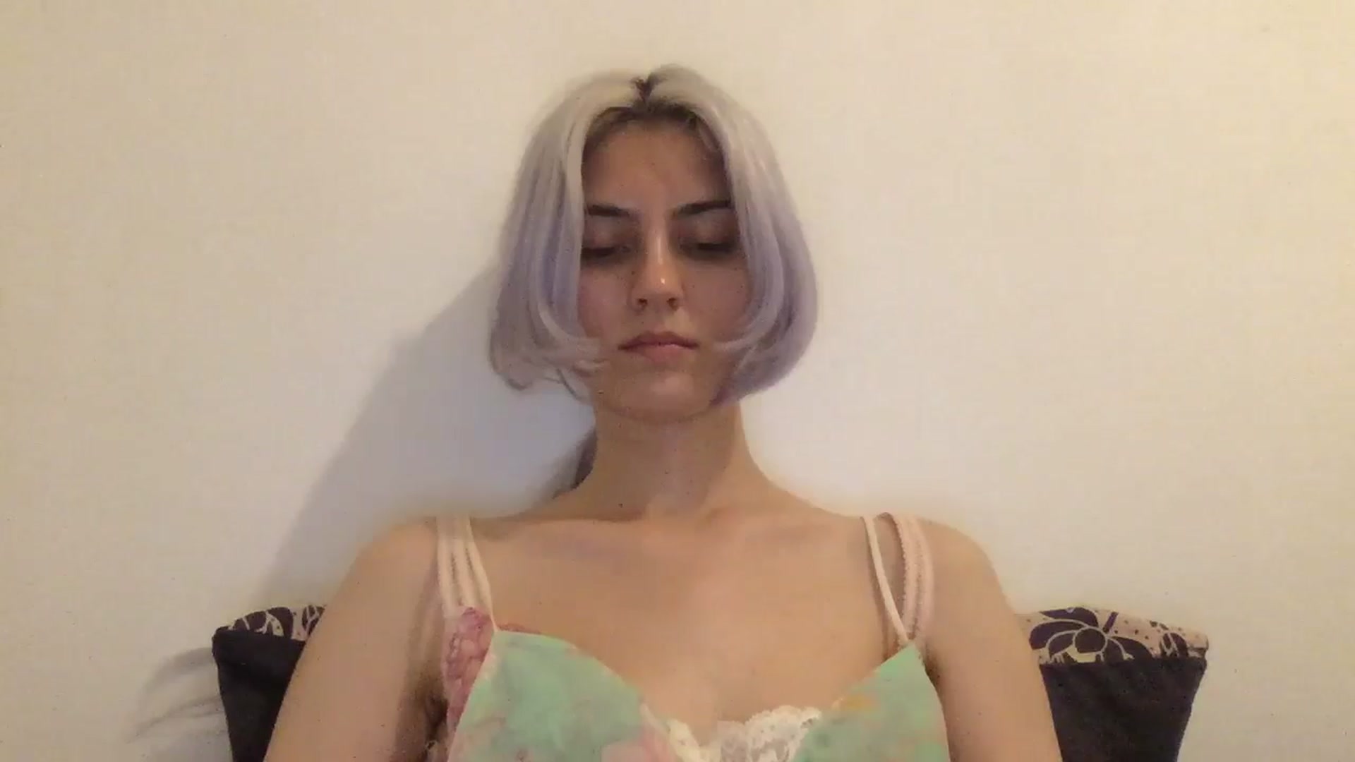 Gallery image thumbnail from LLuckyGirl's myfreecams stream on, 06/13/2025, 24:43 image 17 of 20