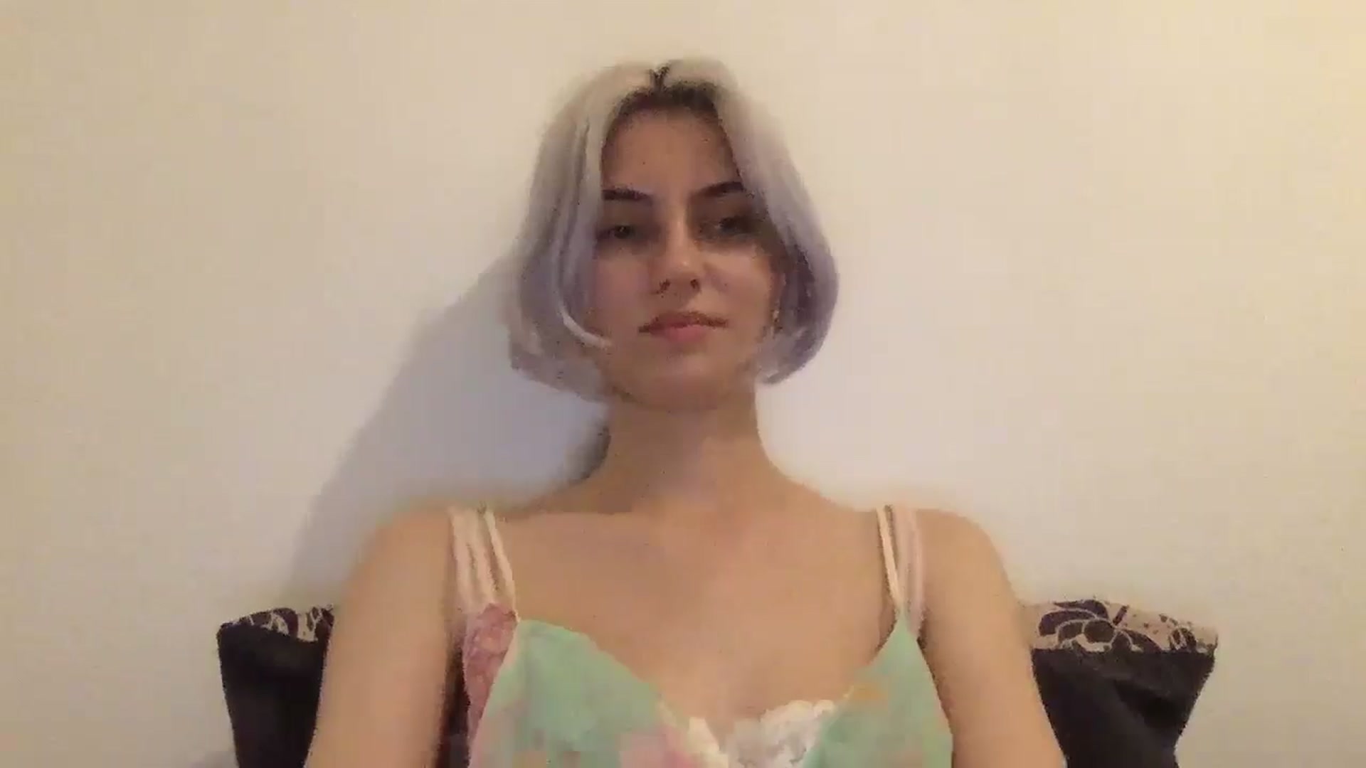Gallery image thumbnail from LLuckyGirl's myfreecams stream on, 06/13/2025, 24:43 image 6 of 20