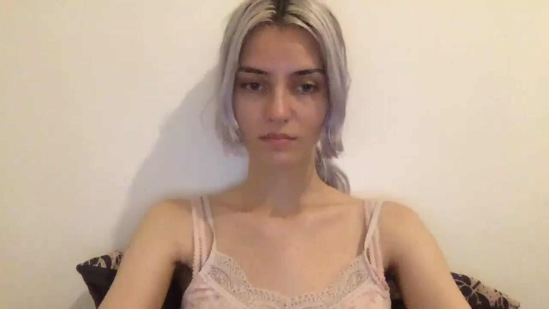 Gallery image thumbnail from LLuckyGirl's myfreecams stream on, 06/21/2025, 23:15 image 17 of 20