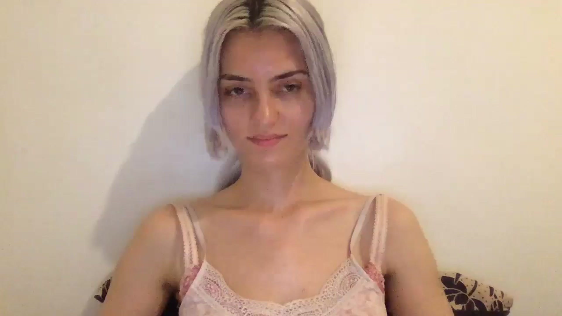 Gallery image thumbnail from LLuckyGirl's myfreecams stream on, 06/22/2025, 03:38 image 6 of 20
