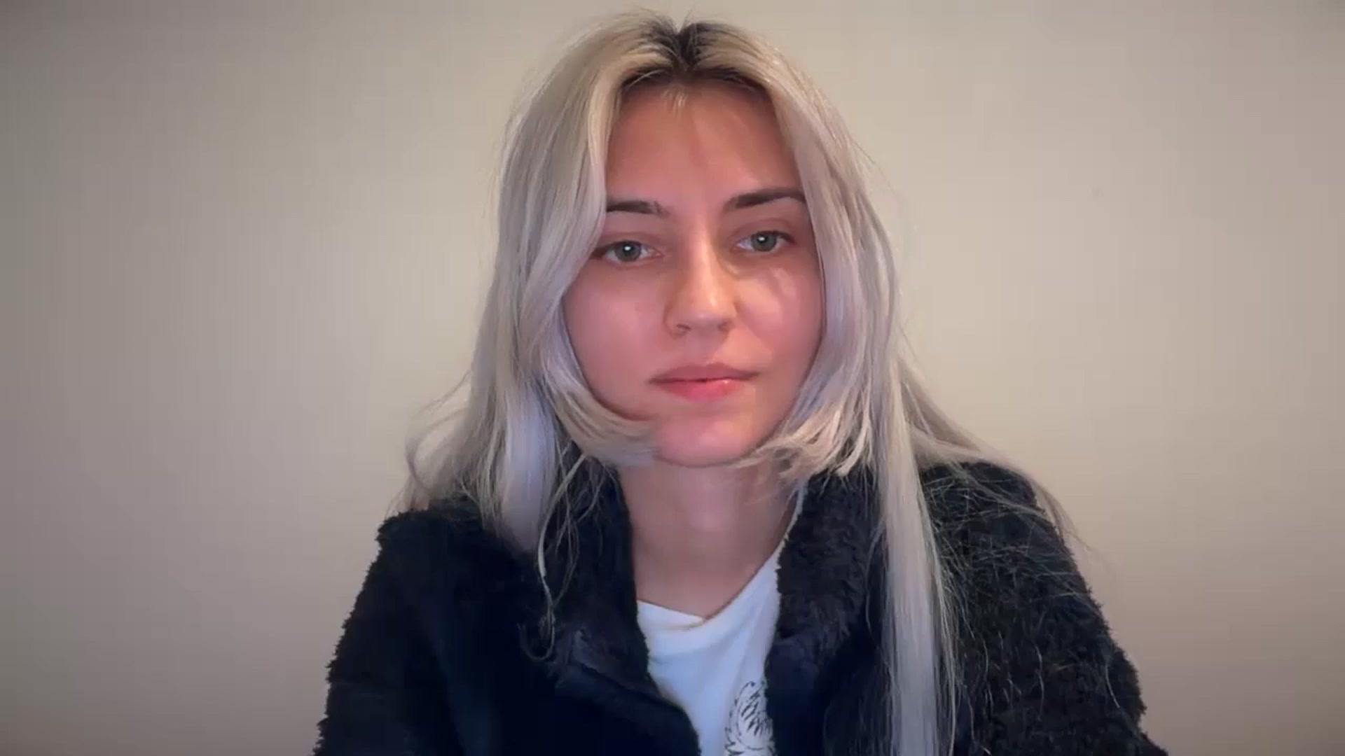 Gallery image thumbnail from LLuckyGirl's myfreecams stream on, 04/15/2026, 21:06 image 11 of 20