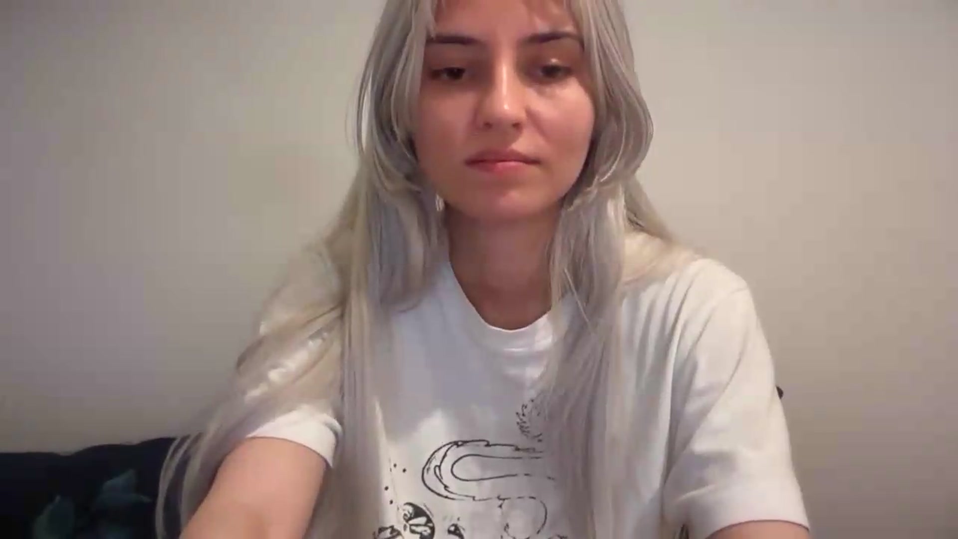 Gallery image thumbnail from LLuckyGirl's myfreecams stream on, 06/05/2026, 18:51 image 16 of 20