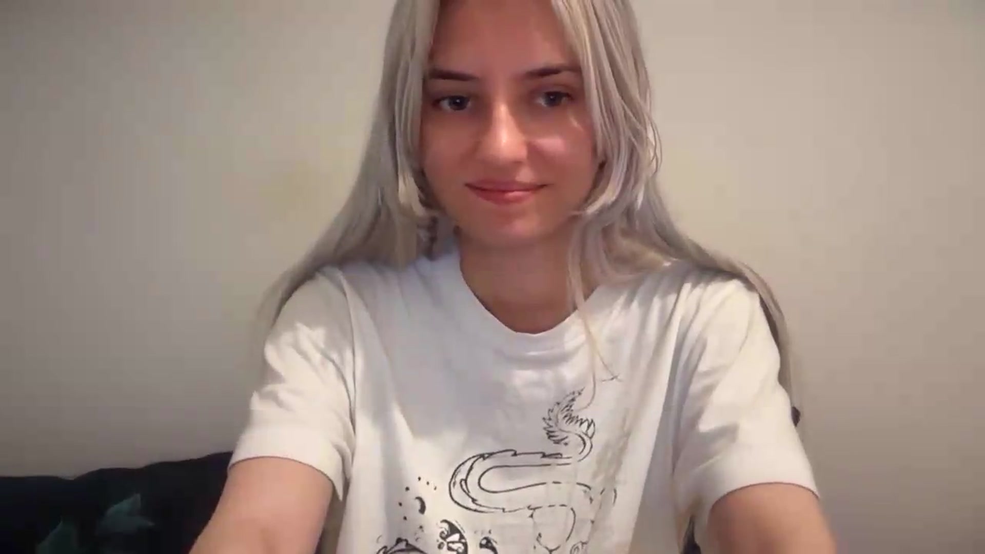 Gallery image thumbnail from LLuckyGirl's myfreecams stream on, 06/05/2026, 18:51 image 3 of 20