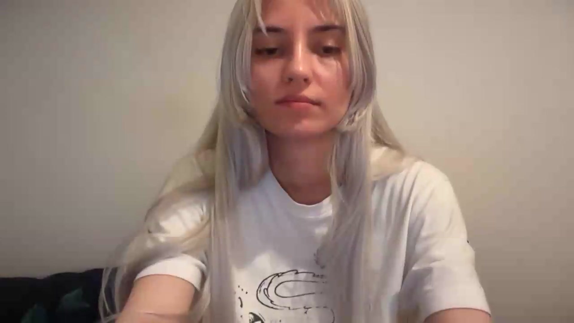 Gallery image thumbnail from LLuckyGirl's myfreecams stream on, 06/05/2026, 18:51 image 14 of 20