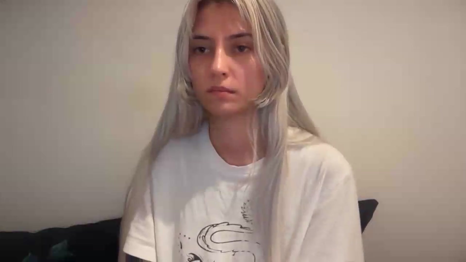 Gallery image thumbnail from LLuckyGirl's myfreecams stream on, 06/05/2026, 18:51 image 10 of 20
