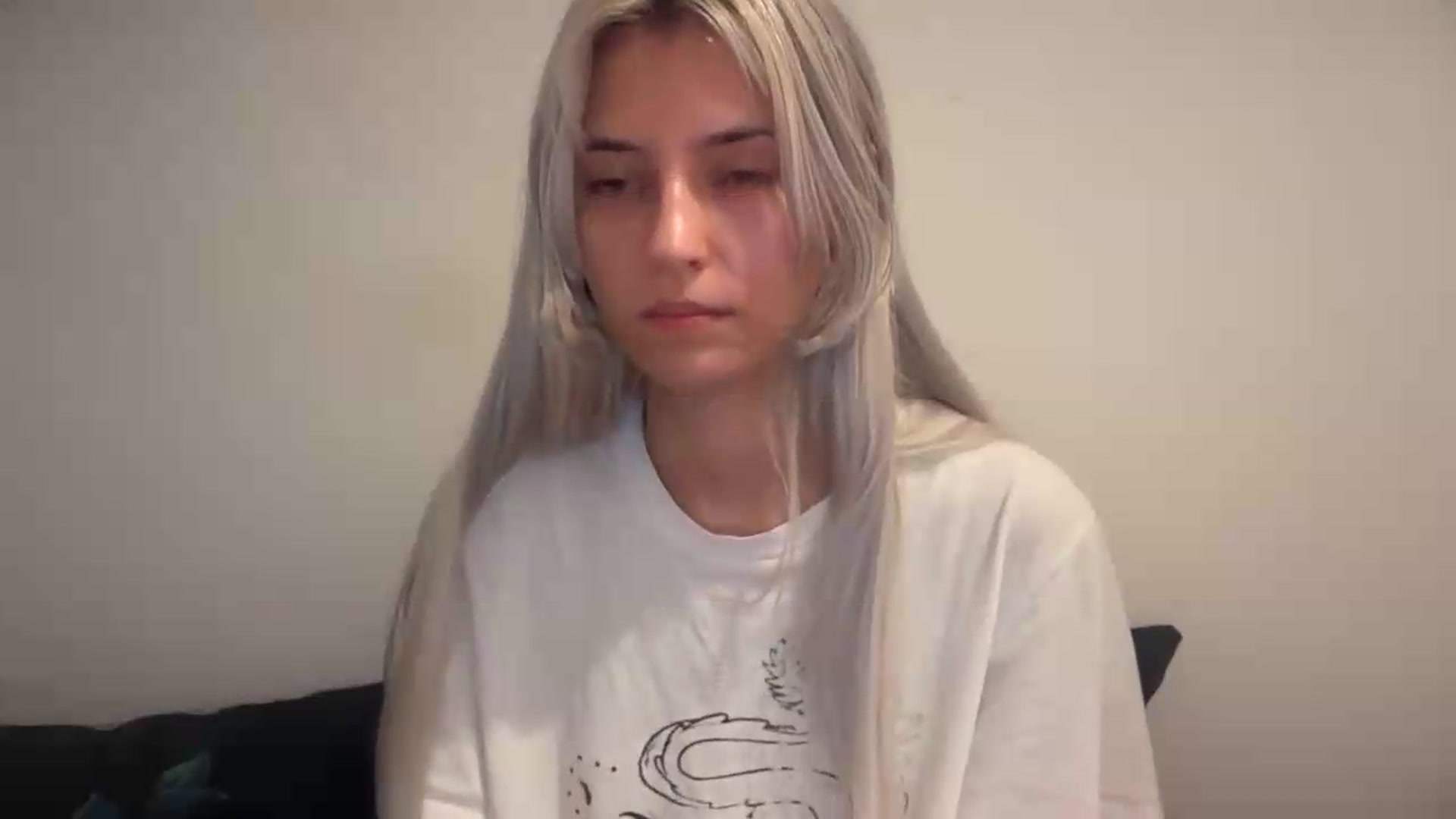 Gallery image thumbnail from LLuckyGirl's myfreecams stream on, 06/05/2026, 18:51 image 8 of 20