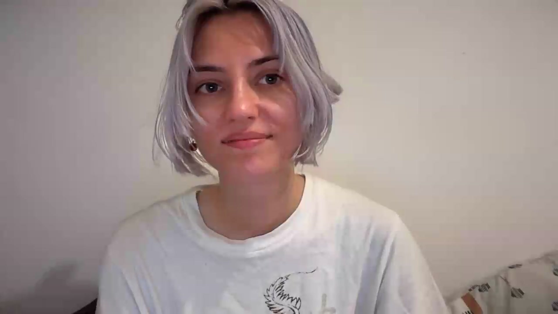 Gallery image thumbnail from LLuckyGirl's myfreecams stream on, 07/26/2026, 08:18 image 16 of 20