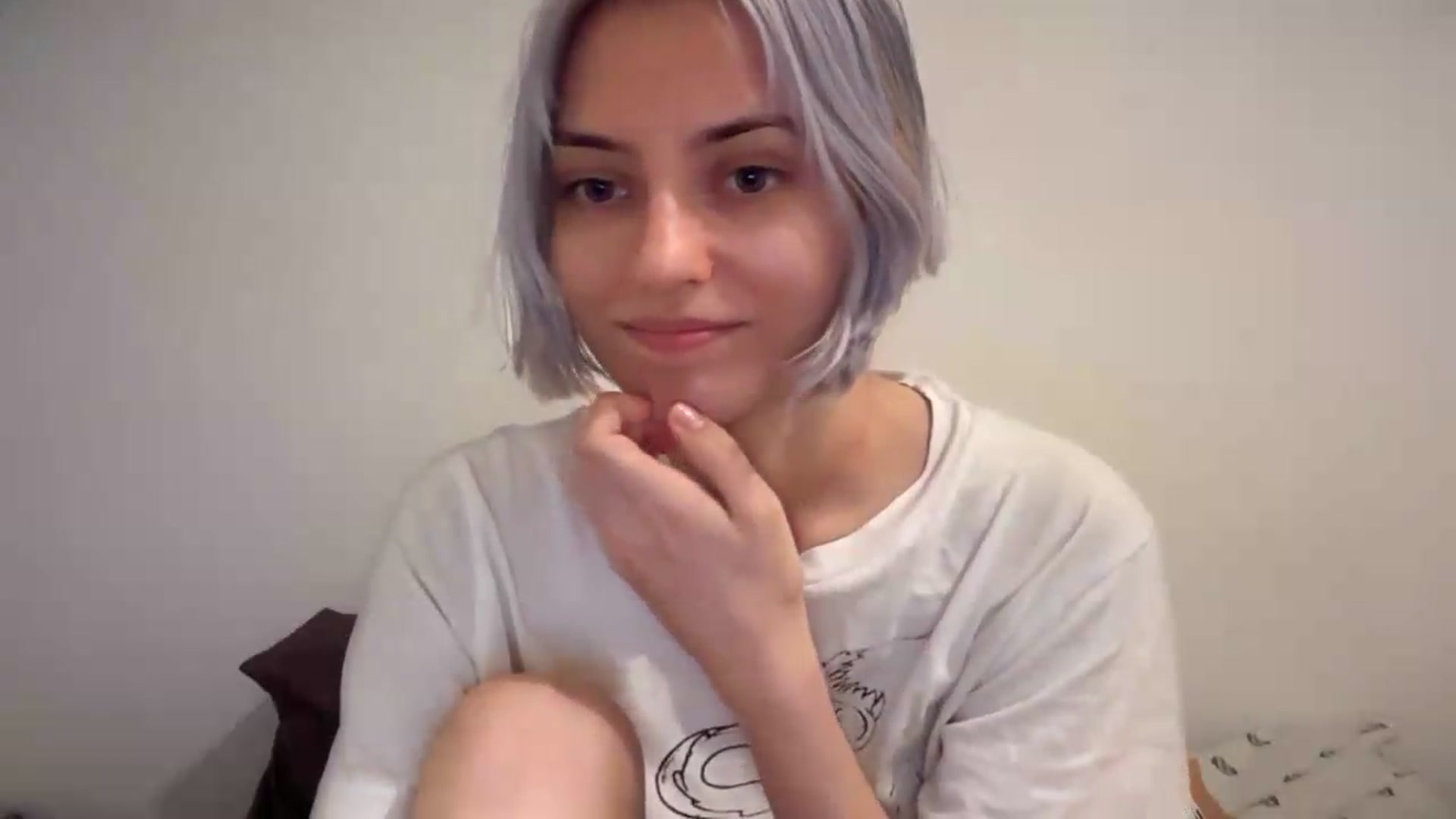 Gallery image thumbnail from LLuckyGirl's myfreecams stream on, 07/26/2026, 09:39 image 15 of 20