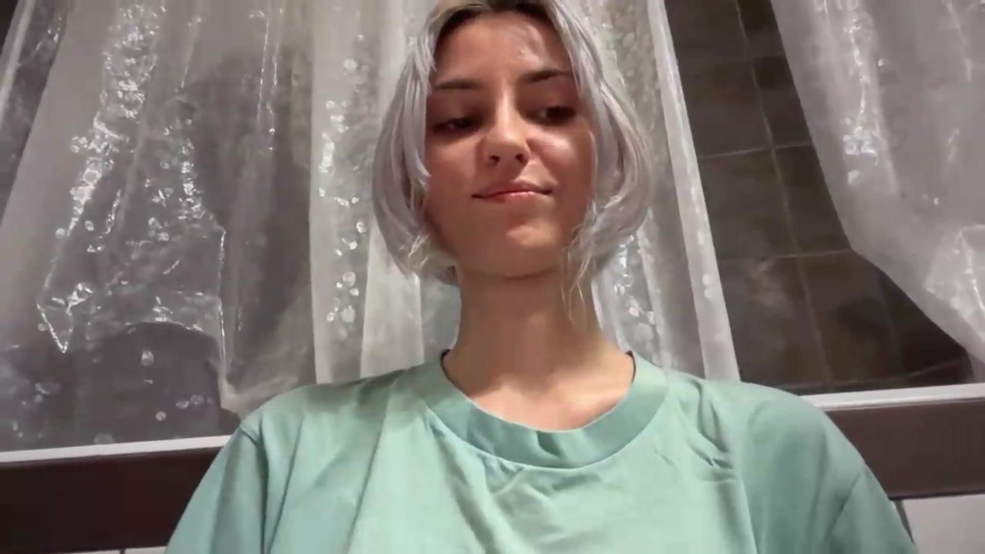 Gallery image thumbnail from LLuckyGirl's myfreecams stream on, 07/31/2026, 01:33 image 4 of 20