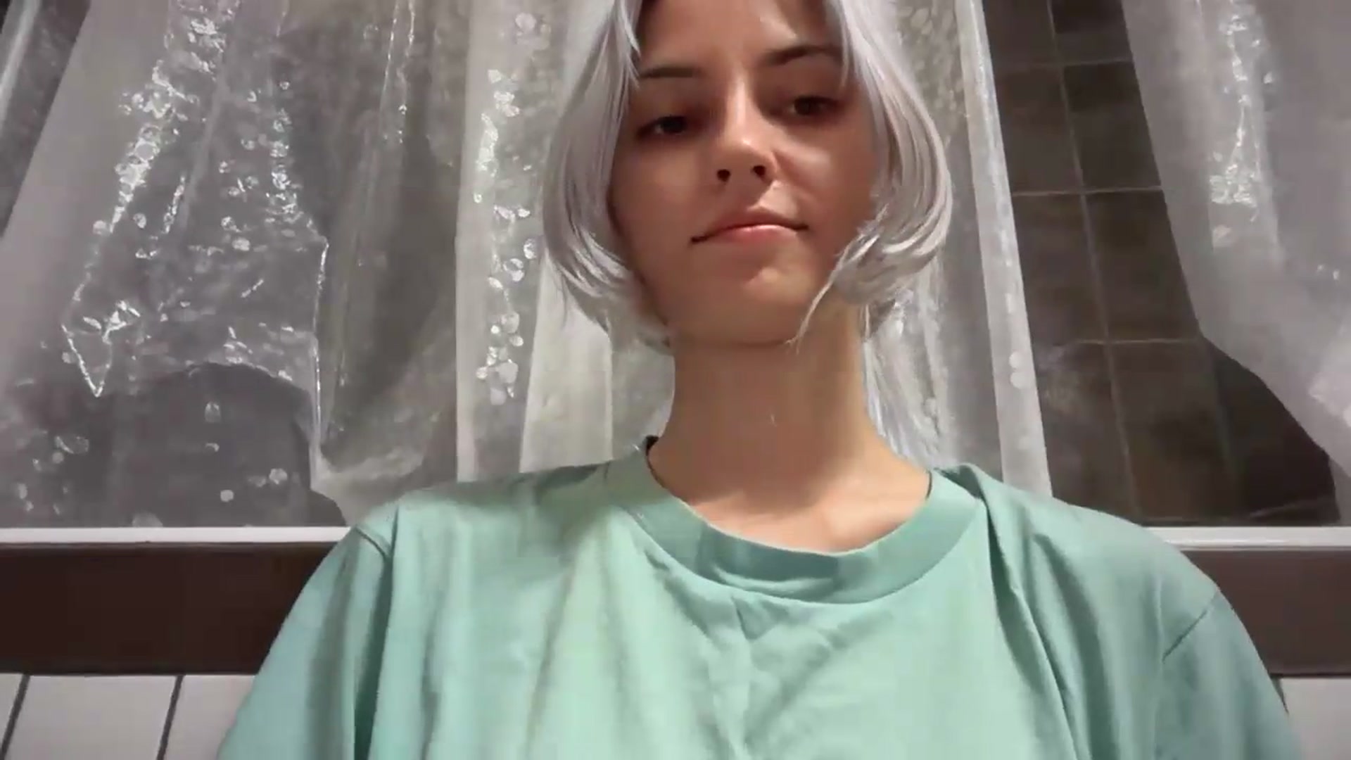 Gallery image thumbnail from LLuckyGirl's myfreecams stream on, 07/31/2026, 01:33 image 15 of 20