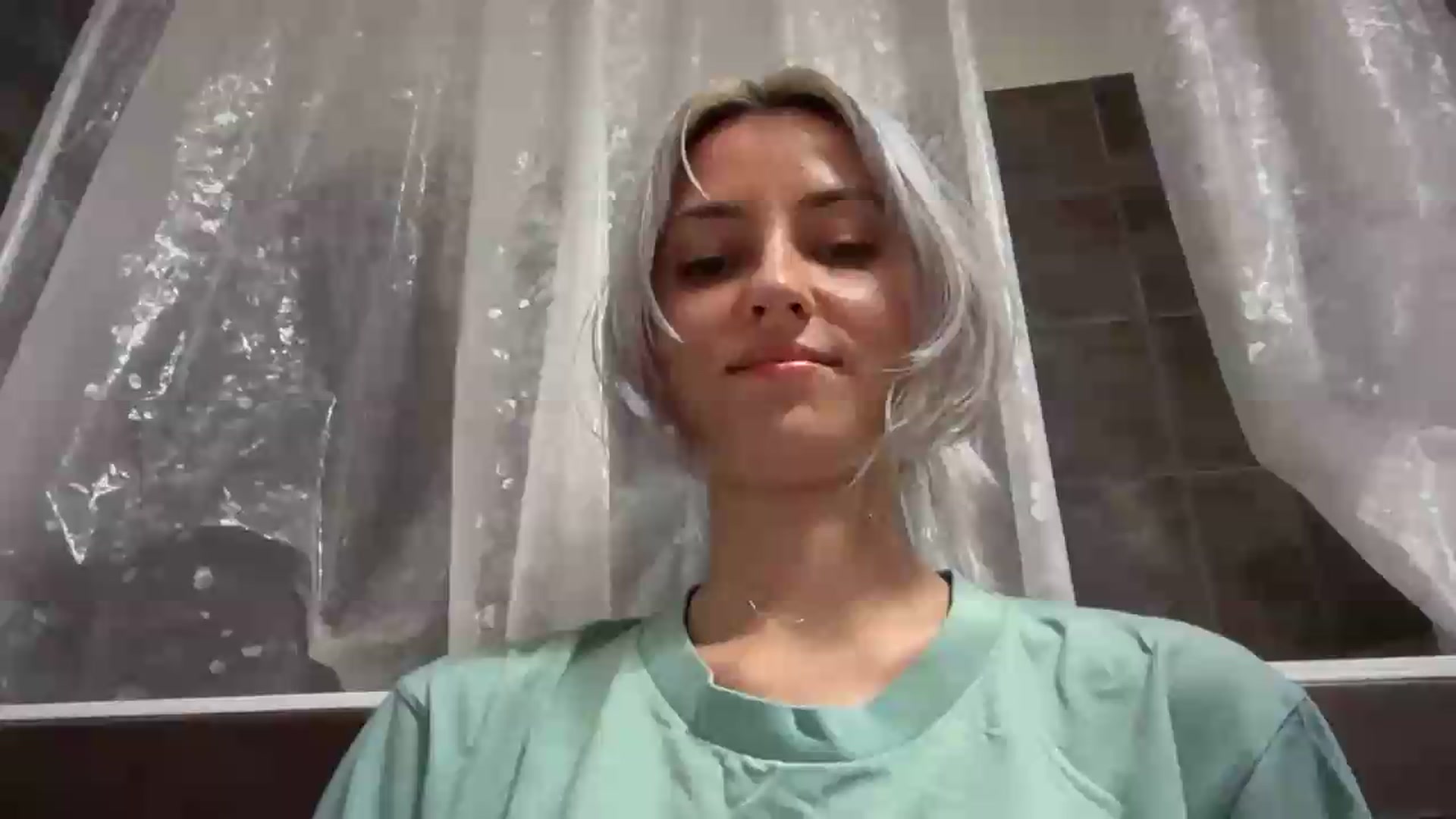 Gallery image thumbnail from LLuckyGirl's myfreecams stream on, 07/31/2026, 01:33 image 1 of 20