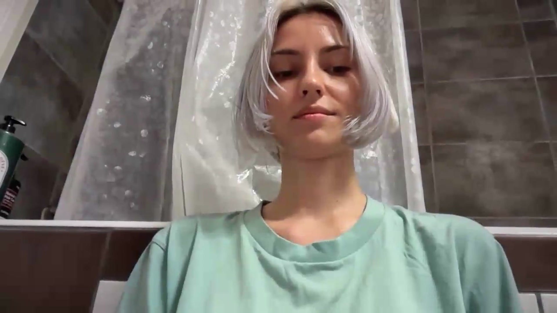 Gallery image thumbnail from LLuckyGirl's myfreecams stream on, 07/31/2026, 23:36 image 15 of 20