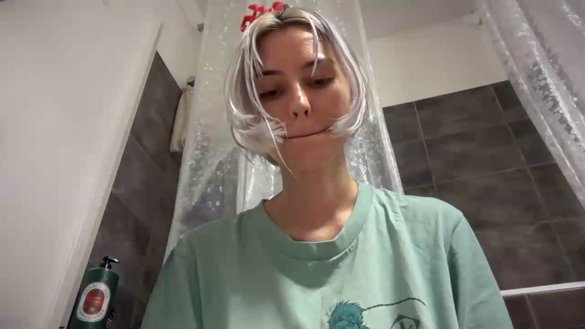 Gallery image thumbnail from LLuckyGirl's myfreecams stream on, 07/31/2026, 23:36 image 18 of 20