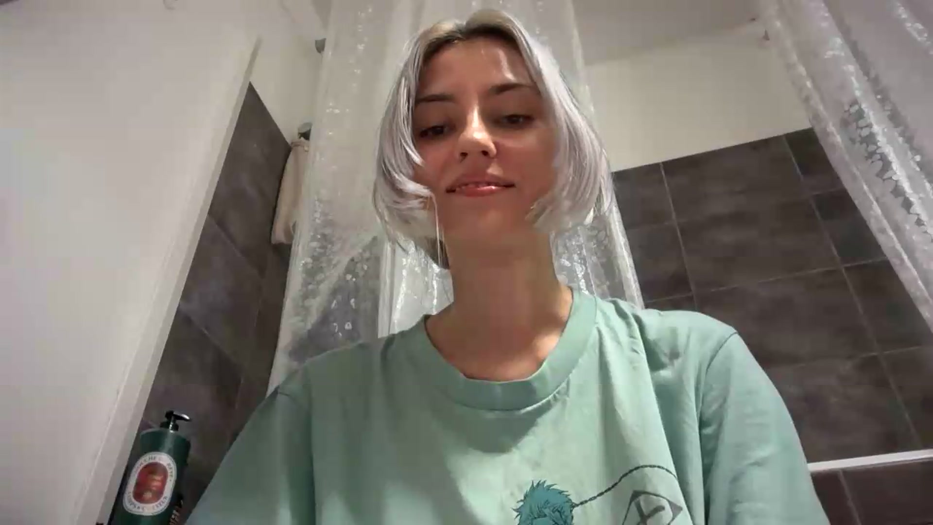 Gallery image thumbnail from LLuckyGirl's myfreecams stream on, 07/31/2026, 23:36 image 17 of 20