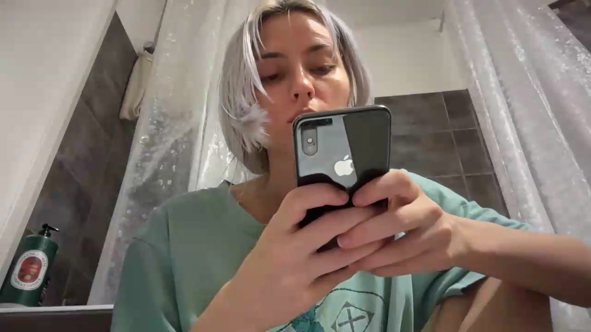 Gallery image thumbnail from LLuckyGirl's myfreecams stream on, 08/01/2026, 02:58 image 20 of 20